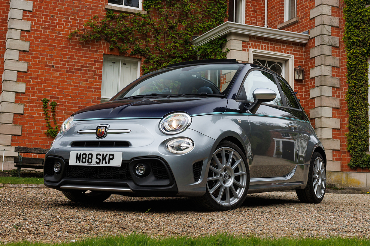 2019 ABARTH 695C RIVALE