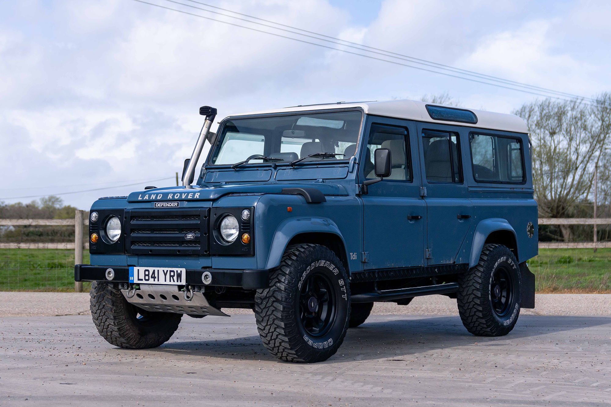 1994 LAND ROVER DEFENDER 110