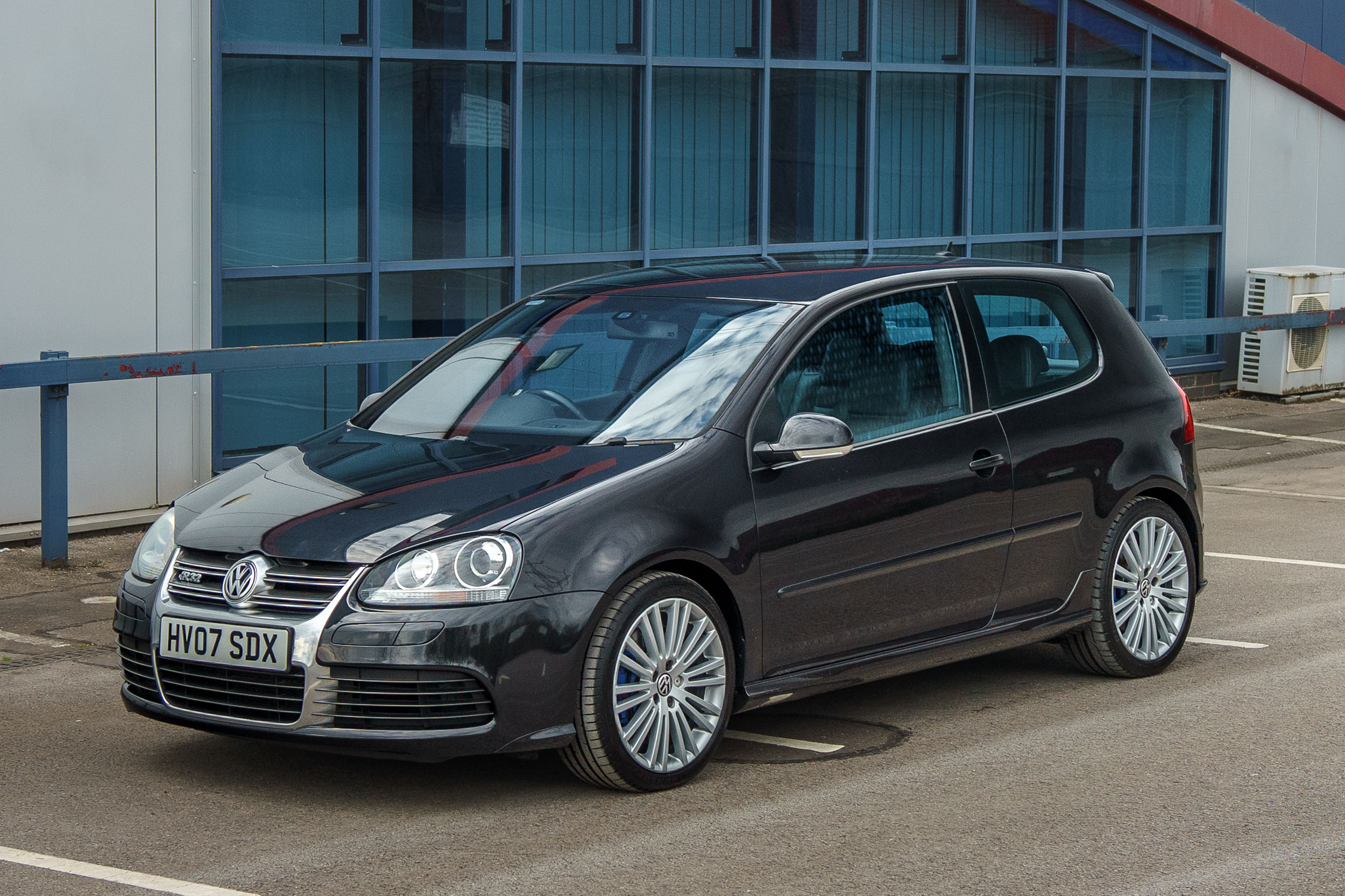 2007 VOLKSWAGEN GOLF (MK5) R32