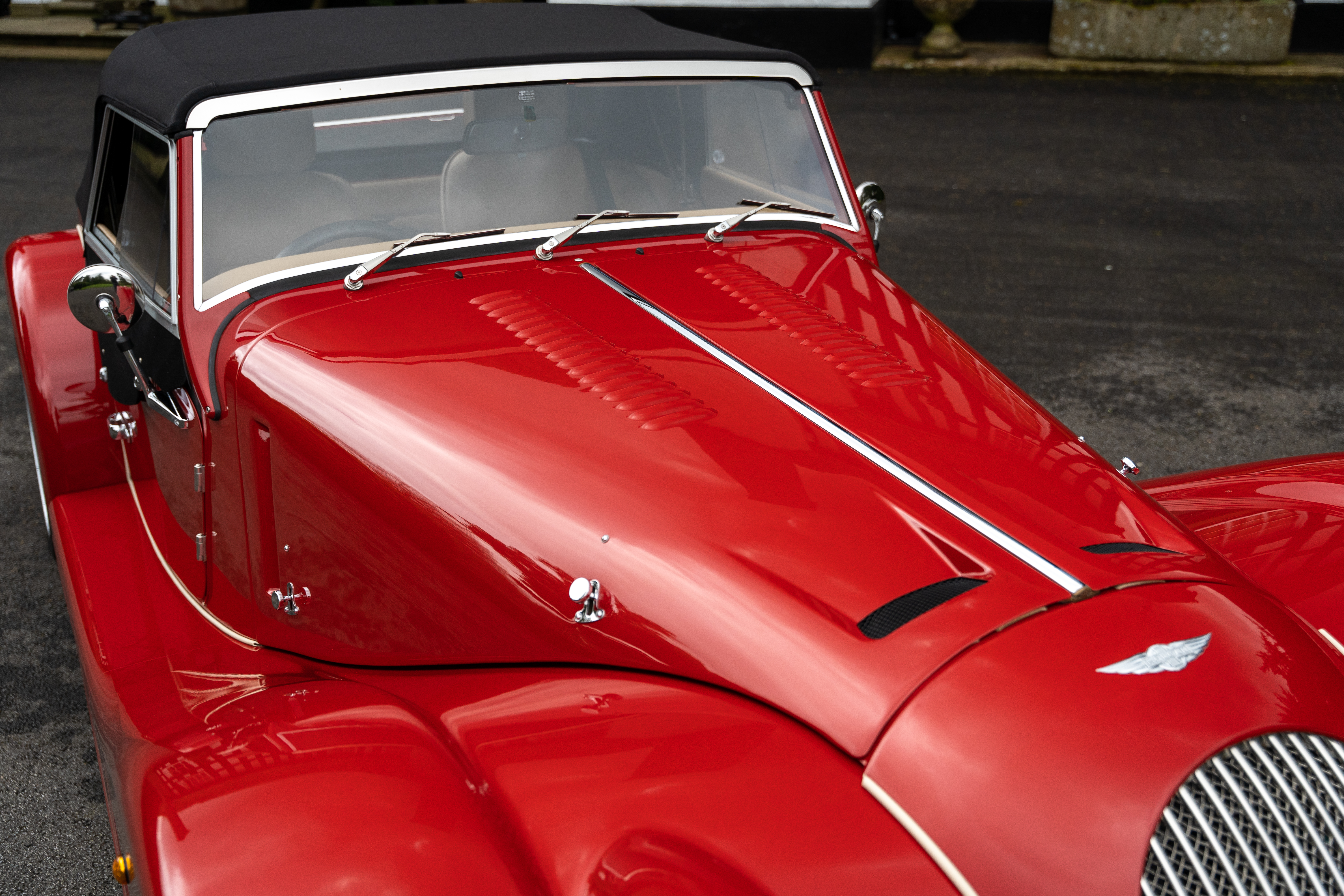 2022 PLUS SIX 833 MILES VAT Q