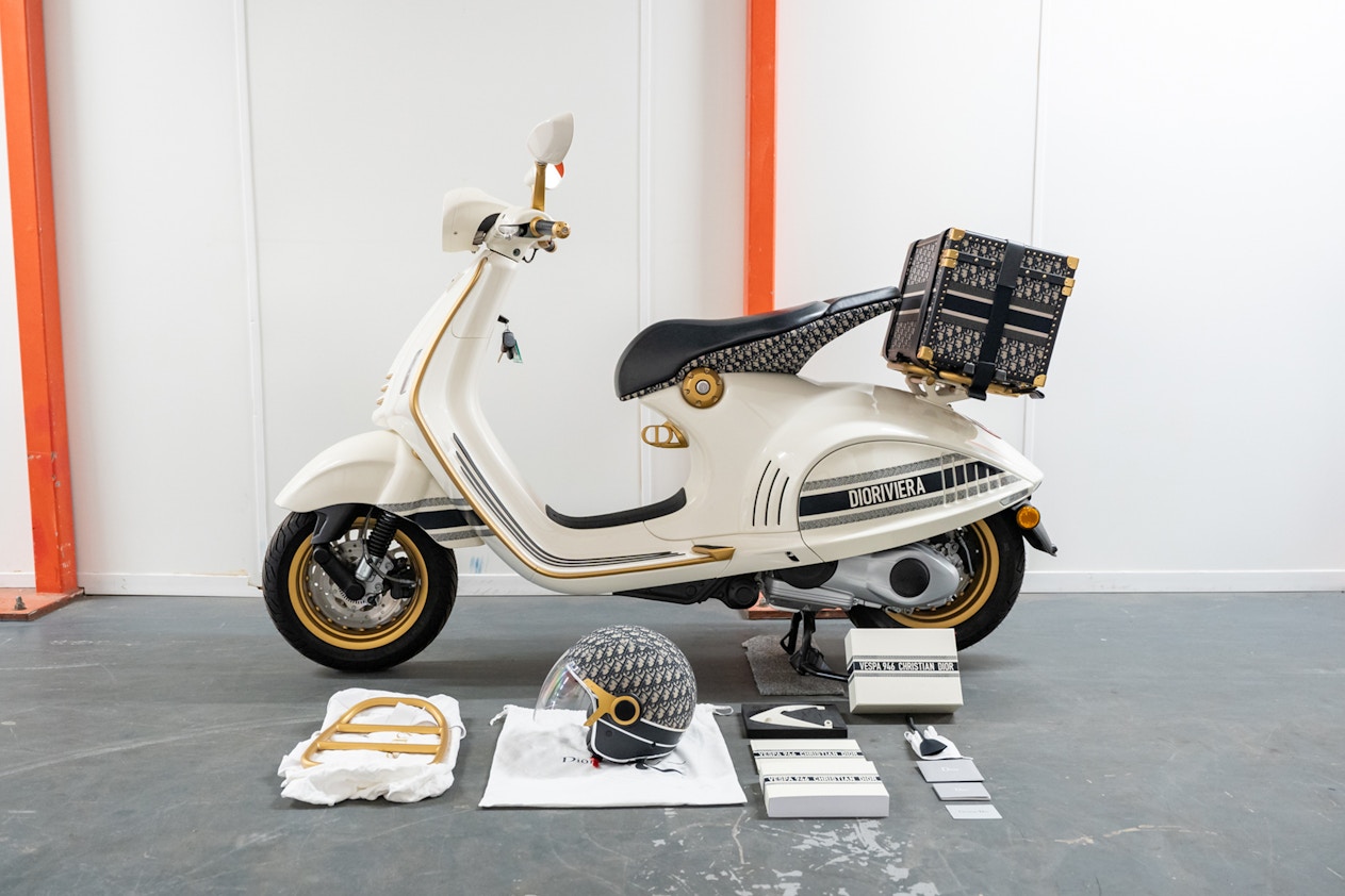 Vespa 946 Louis Vuitton, the only one in the world 1 of 1