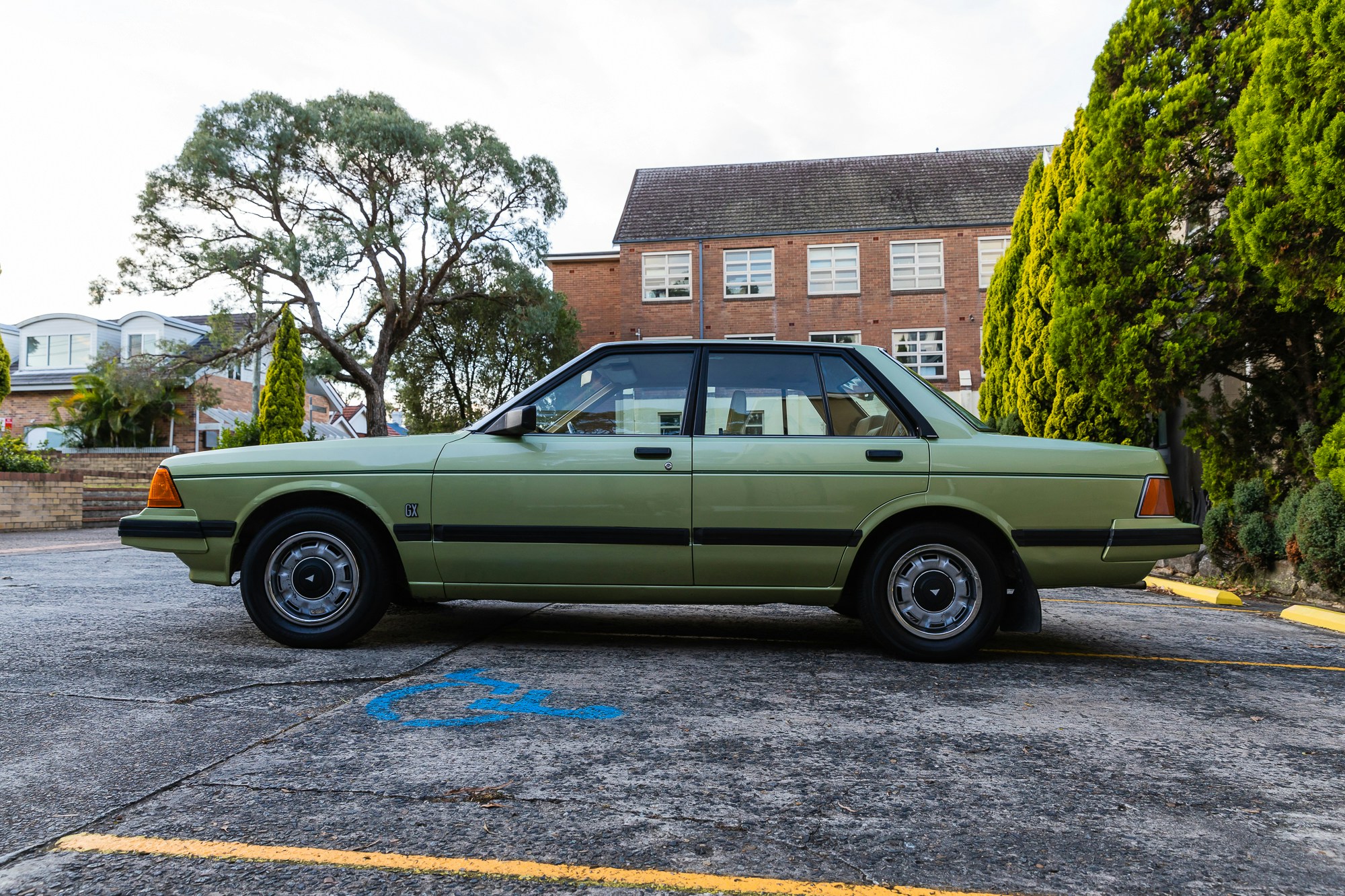 1984 NISSAN BLUEBIRD GX
