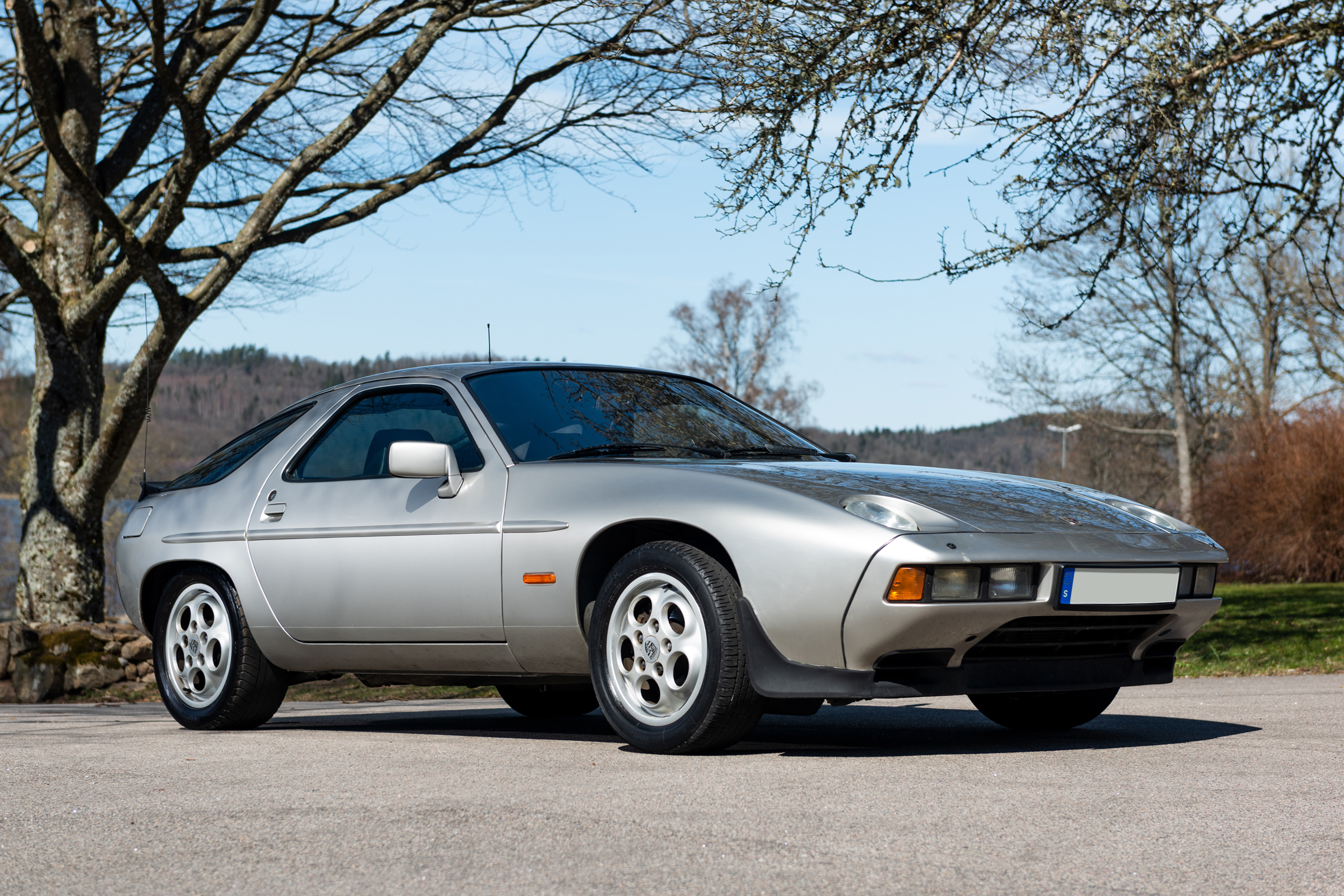 1984 PORSCHE 928 S For Sale by Auction in Ulricehamn, Europe