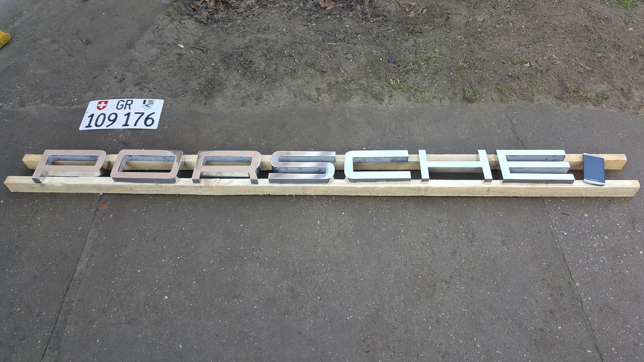 PORSCHE DEALERSHIP SIGN for sale by auction in Budapest, Hungary