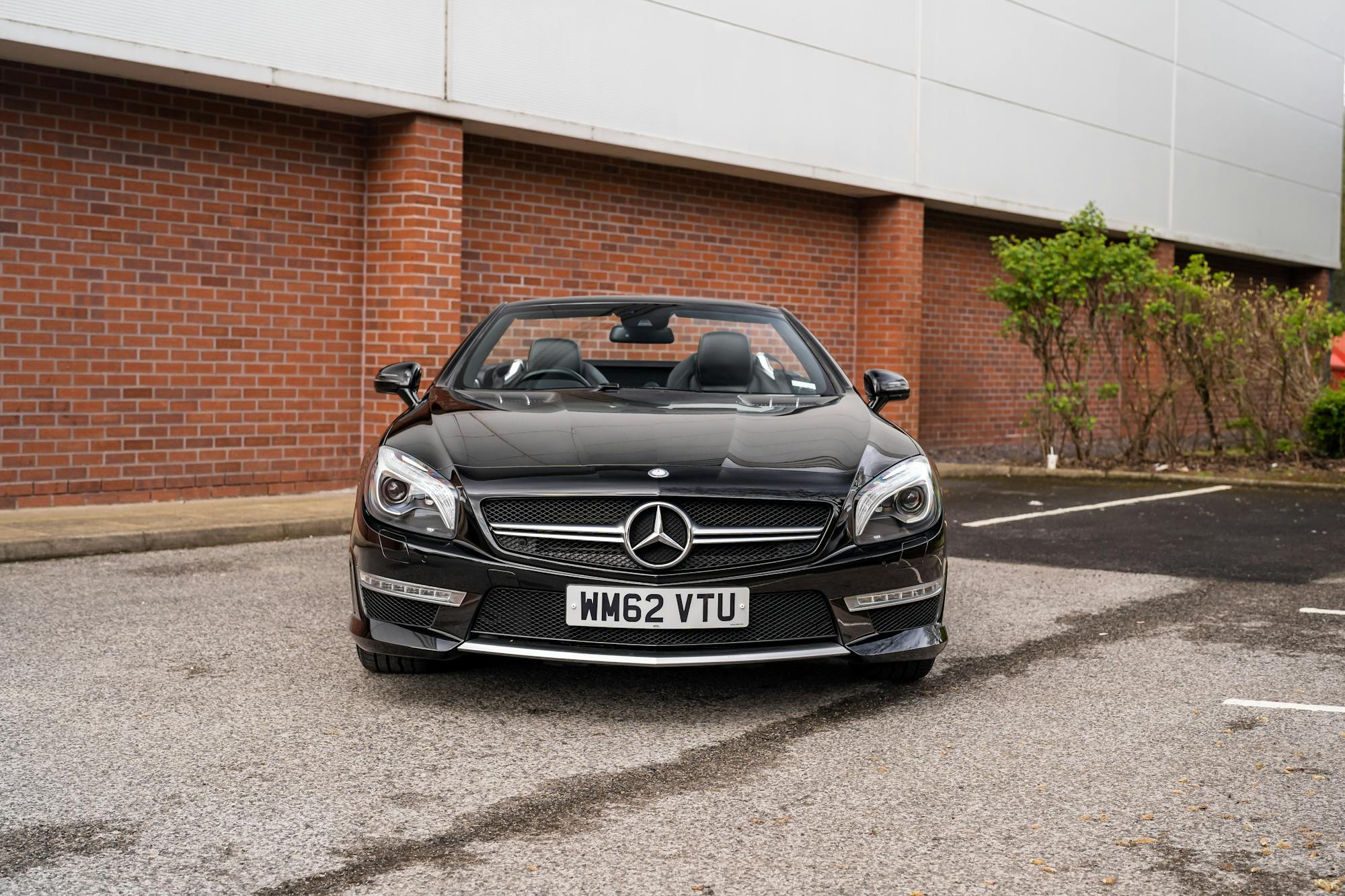 2012 MERCEDES-BENZ (R231) SL63 AMG