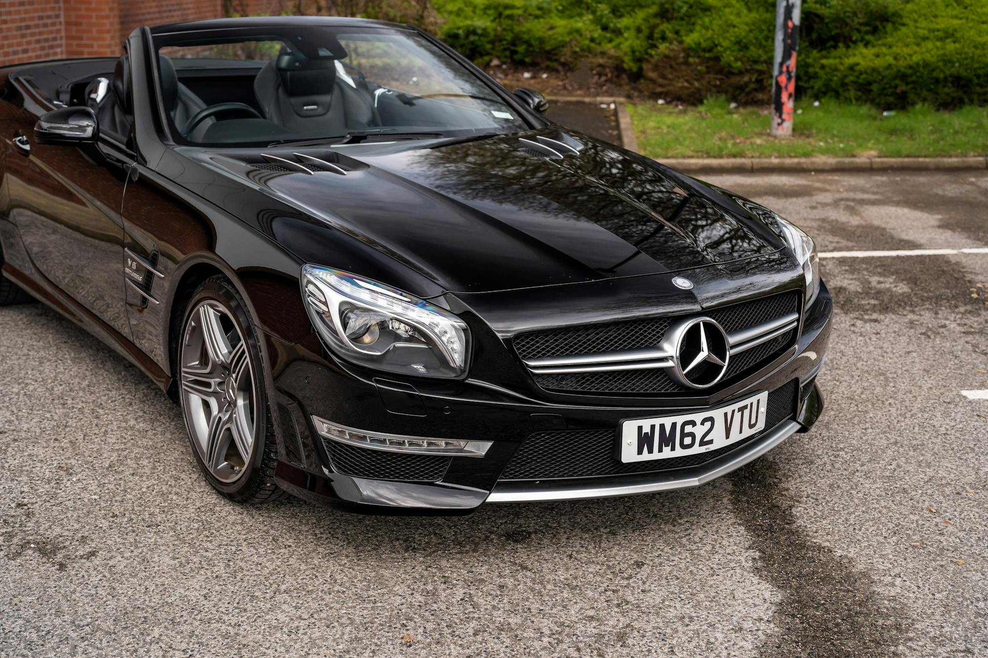 2012 MERCEDES-BENZ (R231) SL63 AMG