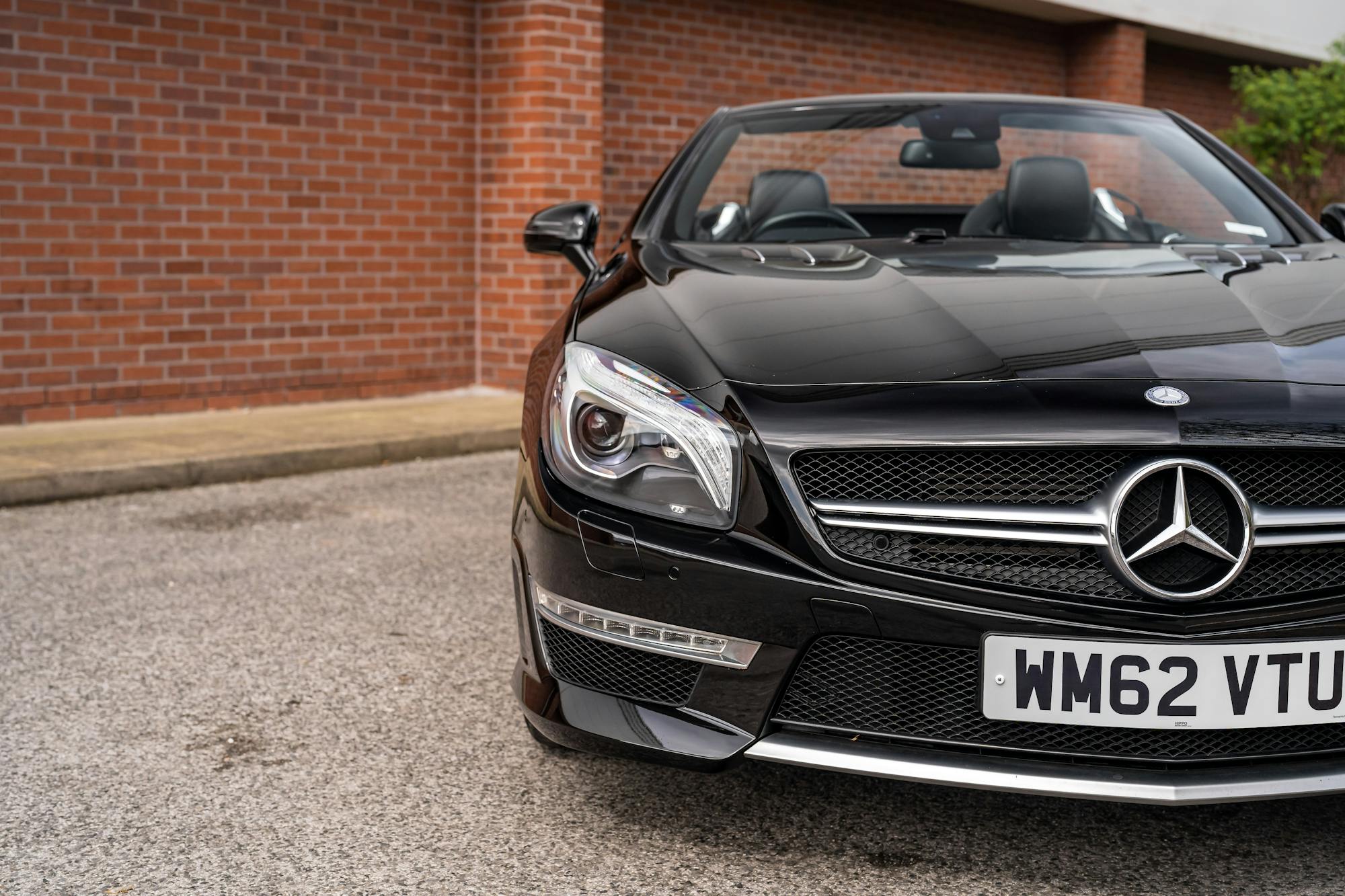 2012 MERCEDES-BENZ (R231) SL63 AMG