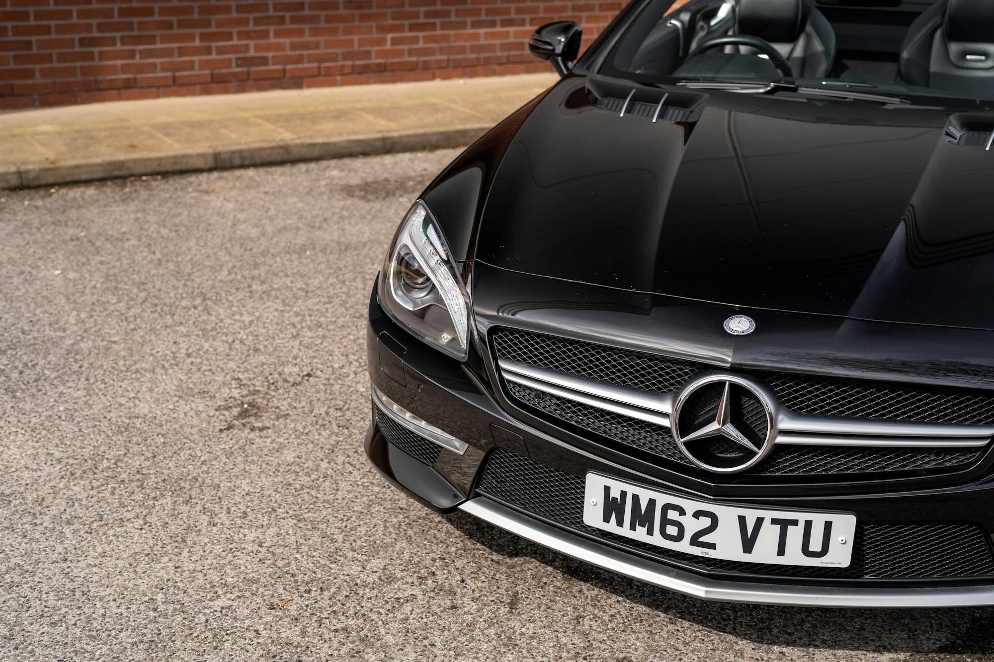 2012 MERCEDES-BENZ (R231) SL63 AMG