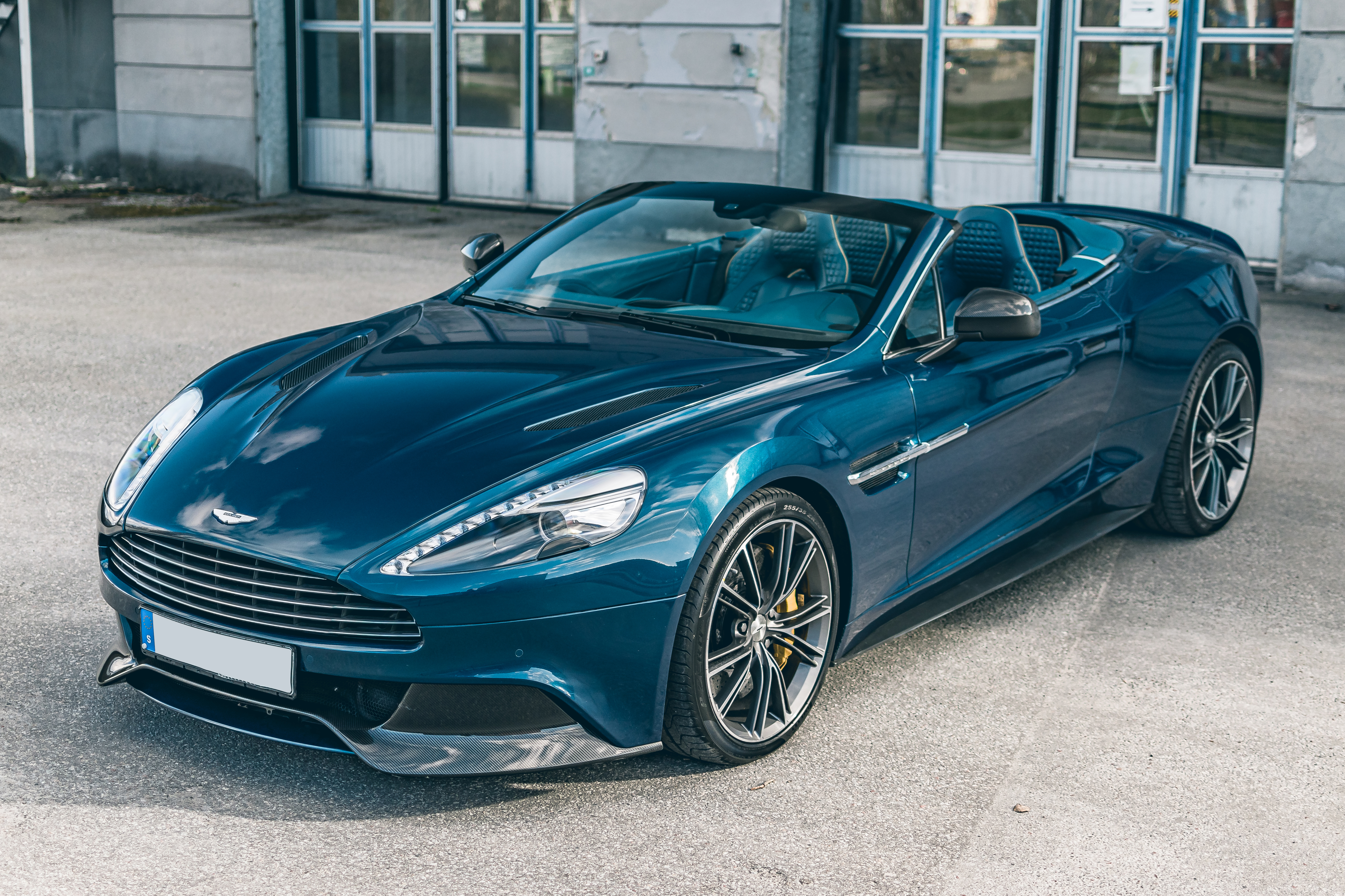 2014 ASTON MARTIN VANQUISH VOLANTE