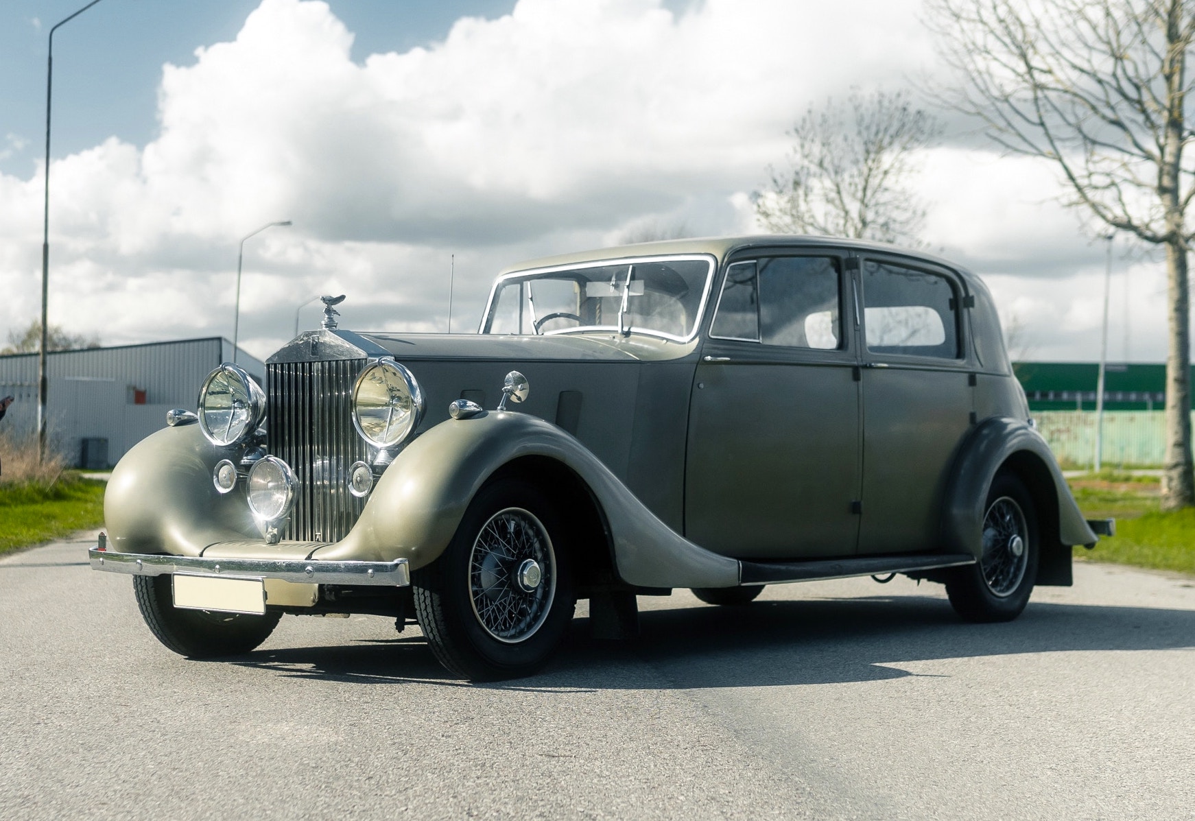 1939 ROLLS-ROYCE WRAITH SALOON