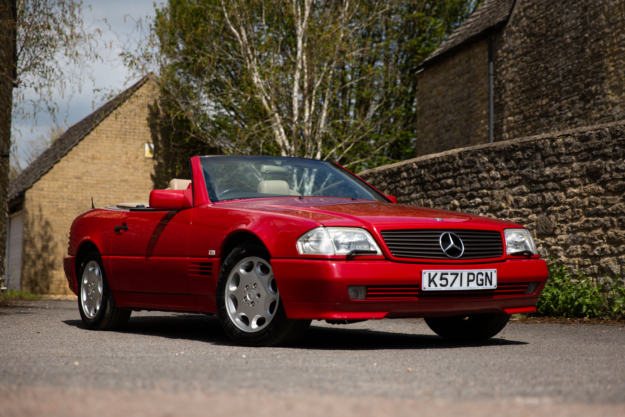 1993 MERCEDES-BENZ (R129) 500 SL - 38,500 MILES