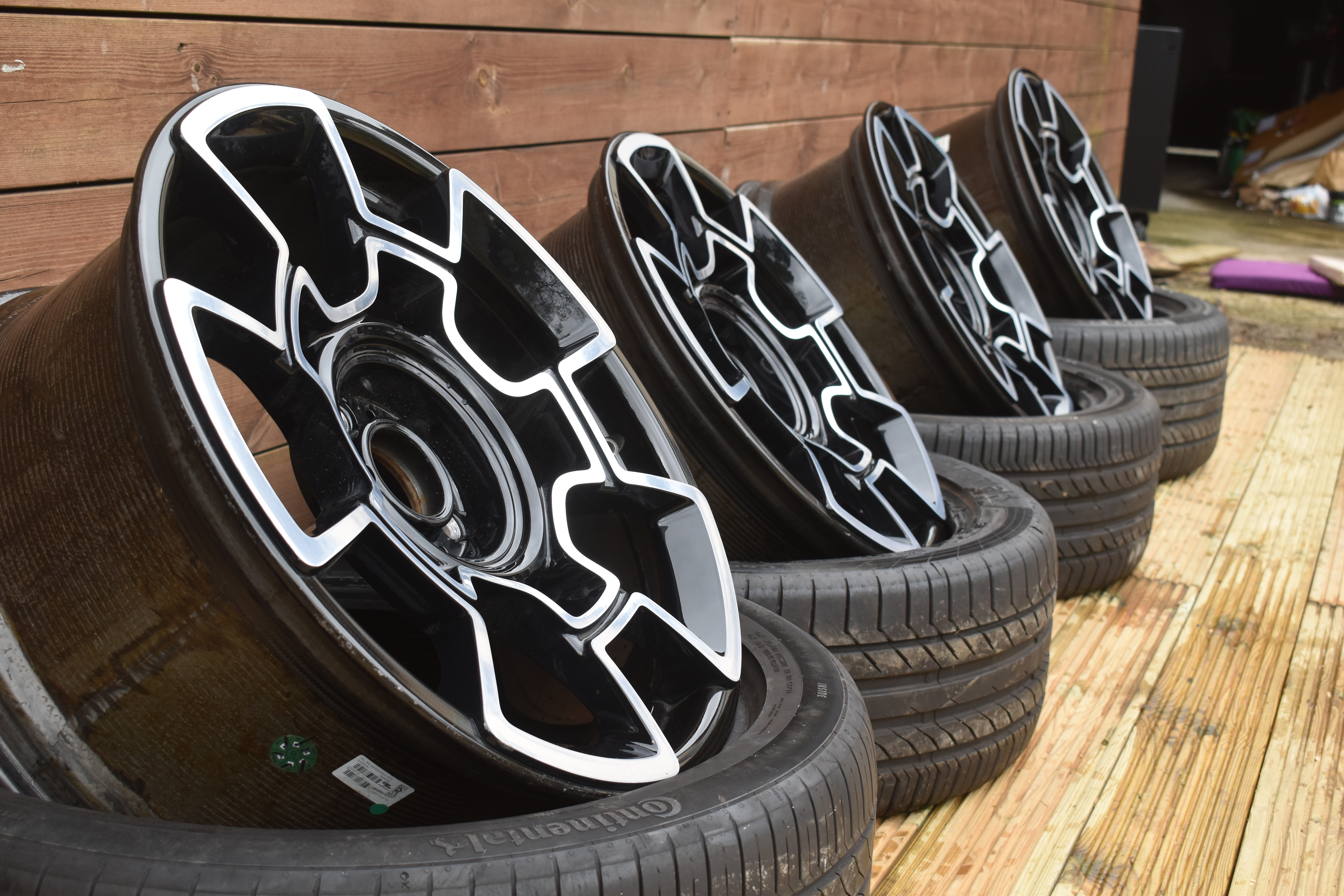 SET OF ROLLS-ROYCE DAWN BLACK BADGE WHEELS AND TYRES for sale by ...