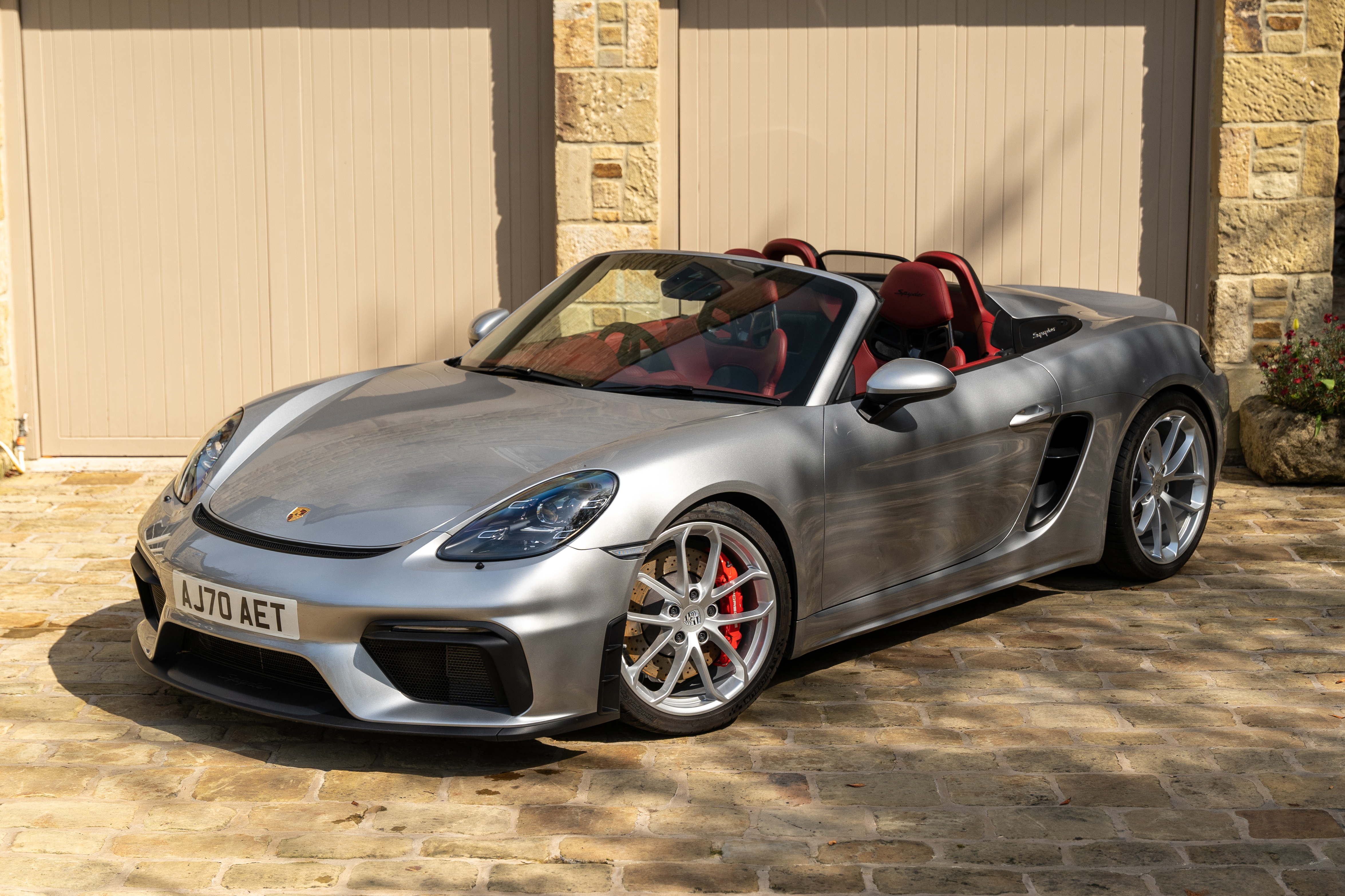 2021 PORSCHE 718 SPYDER - 3,850 MILES