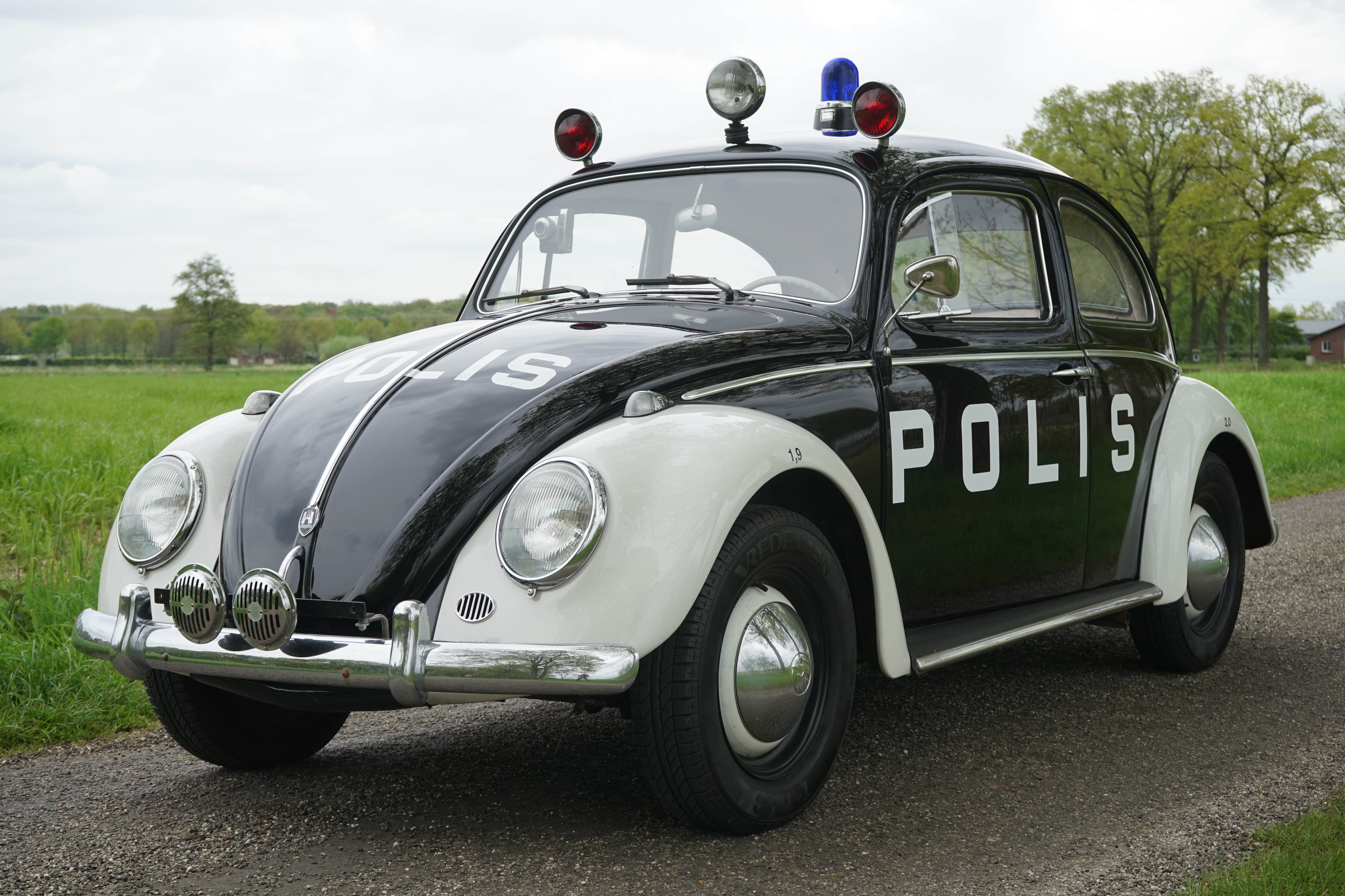 1960 VOLKSWAGEN BEETLE - POLIS TRIBUTE