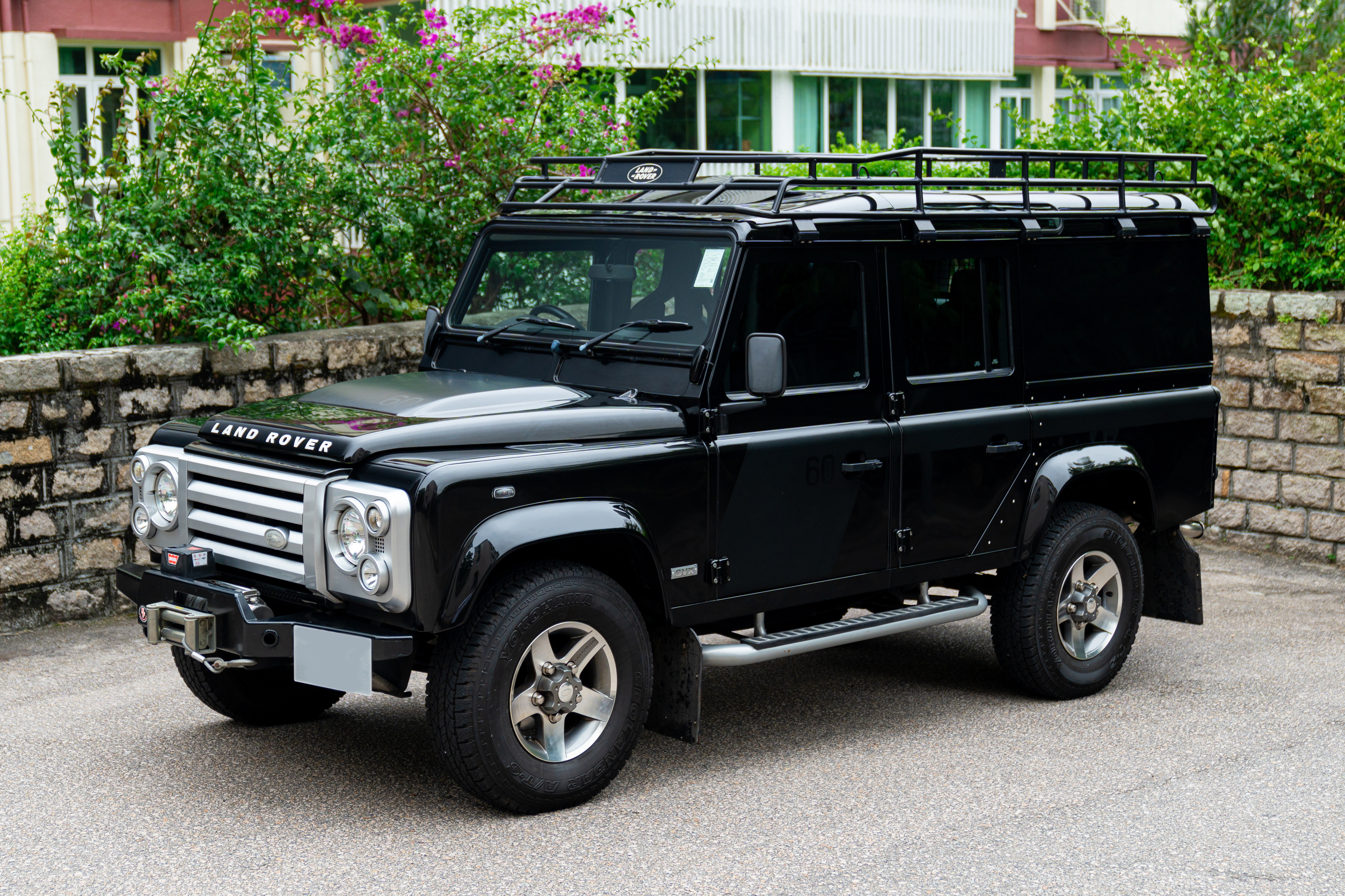 2009 LAND ROVER DEFENDER 110 SVX