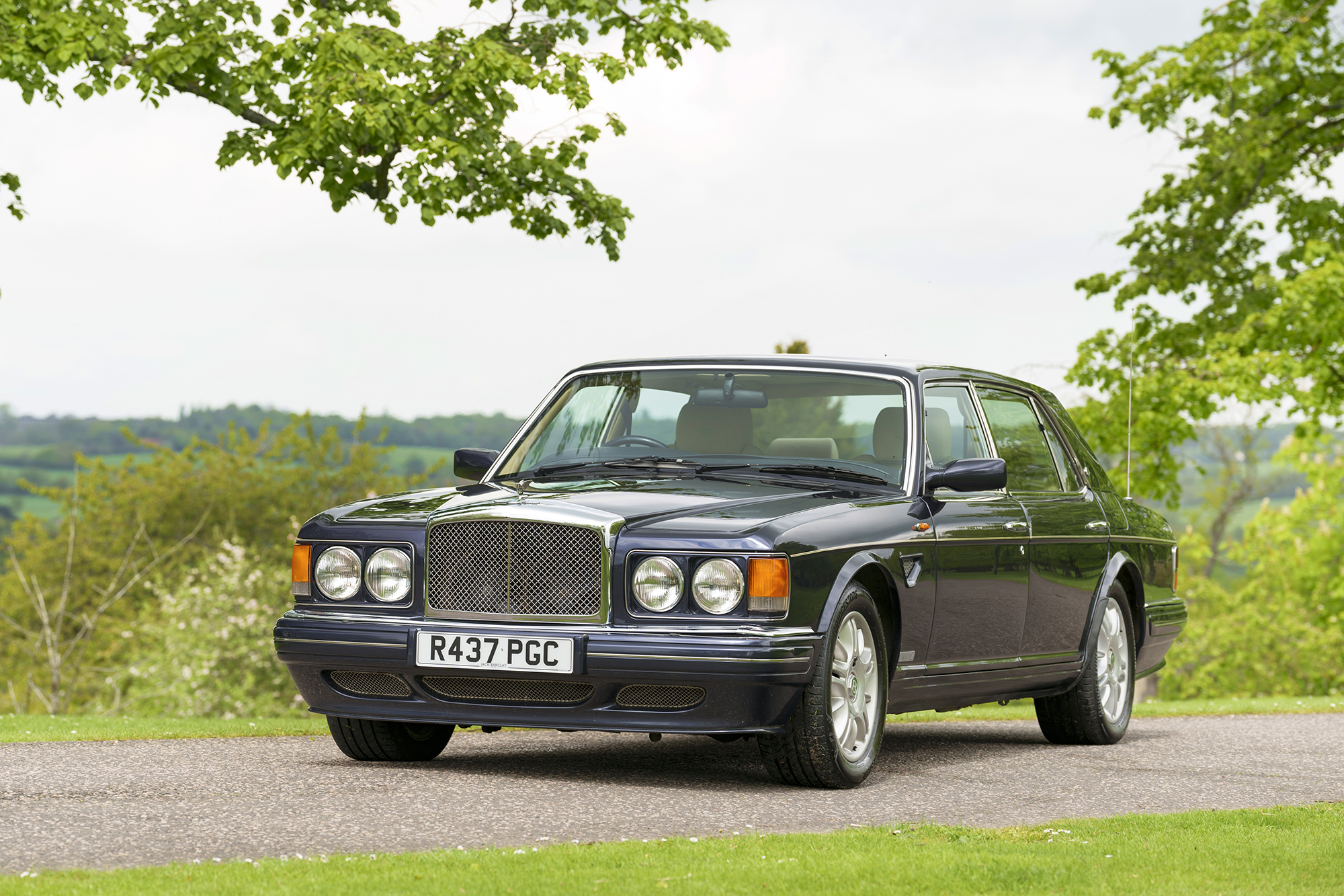 1998-bentley-brooklands-mulliner-r-ex-michael-winner-for-sale-by
