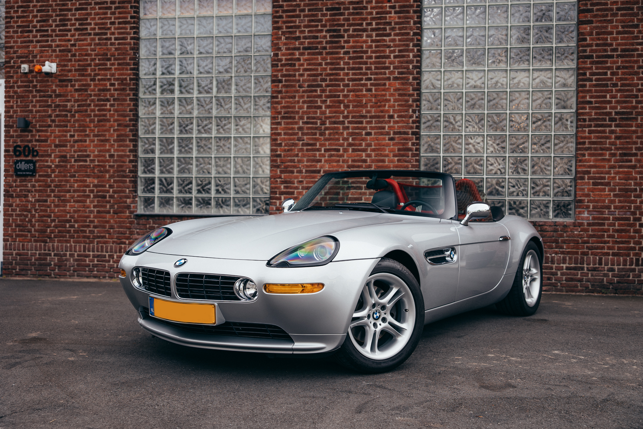 2000-bmw-z8