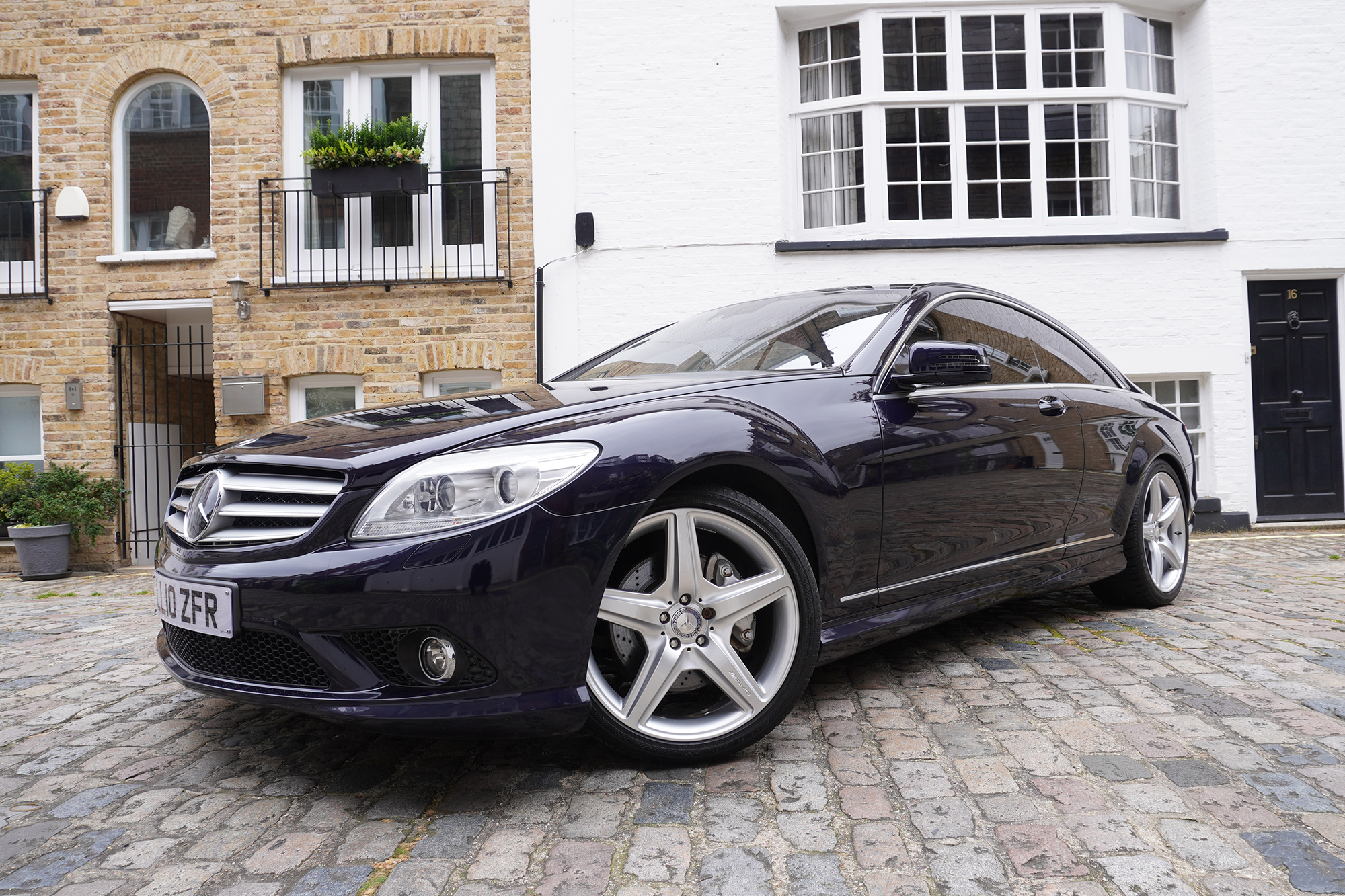 2010 MERCEDES-BENZ (C216) CL500 AMG - 7,309 MILES