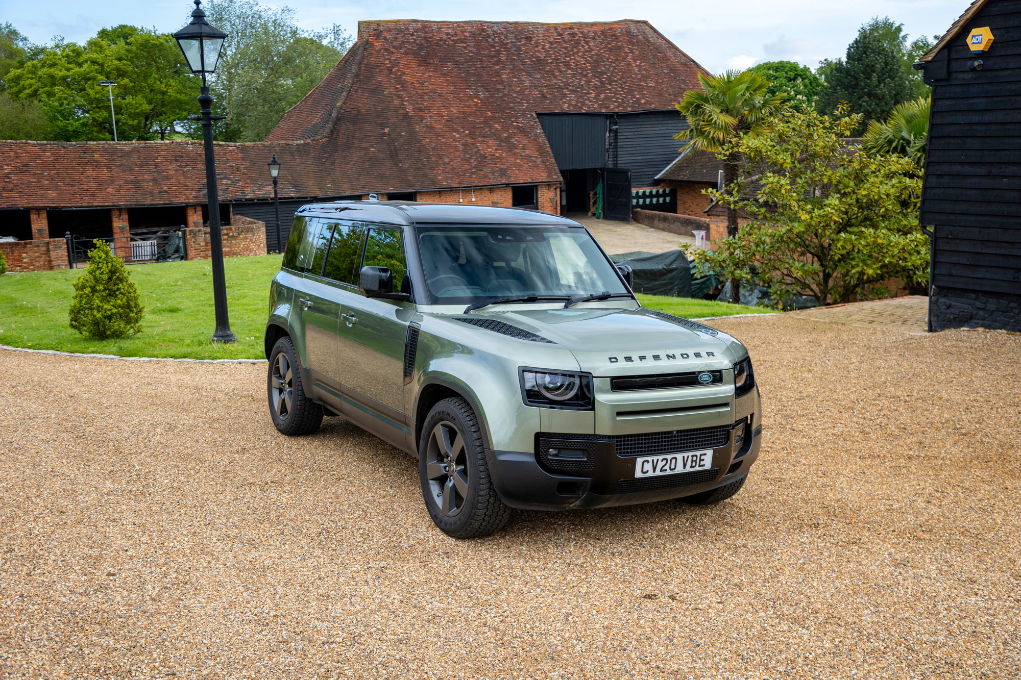2020 LAND ROVER DEFENDER 110 D240 - FIRST EDITION
