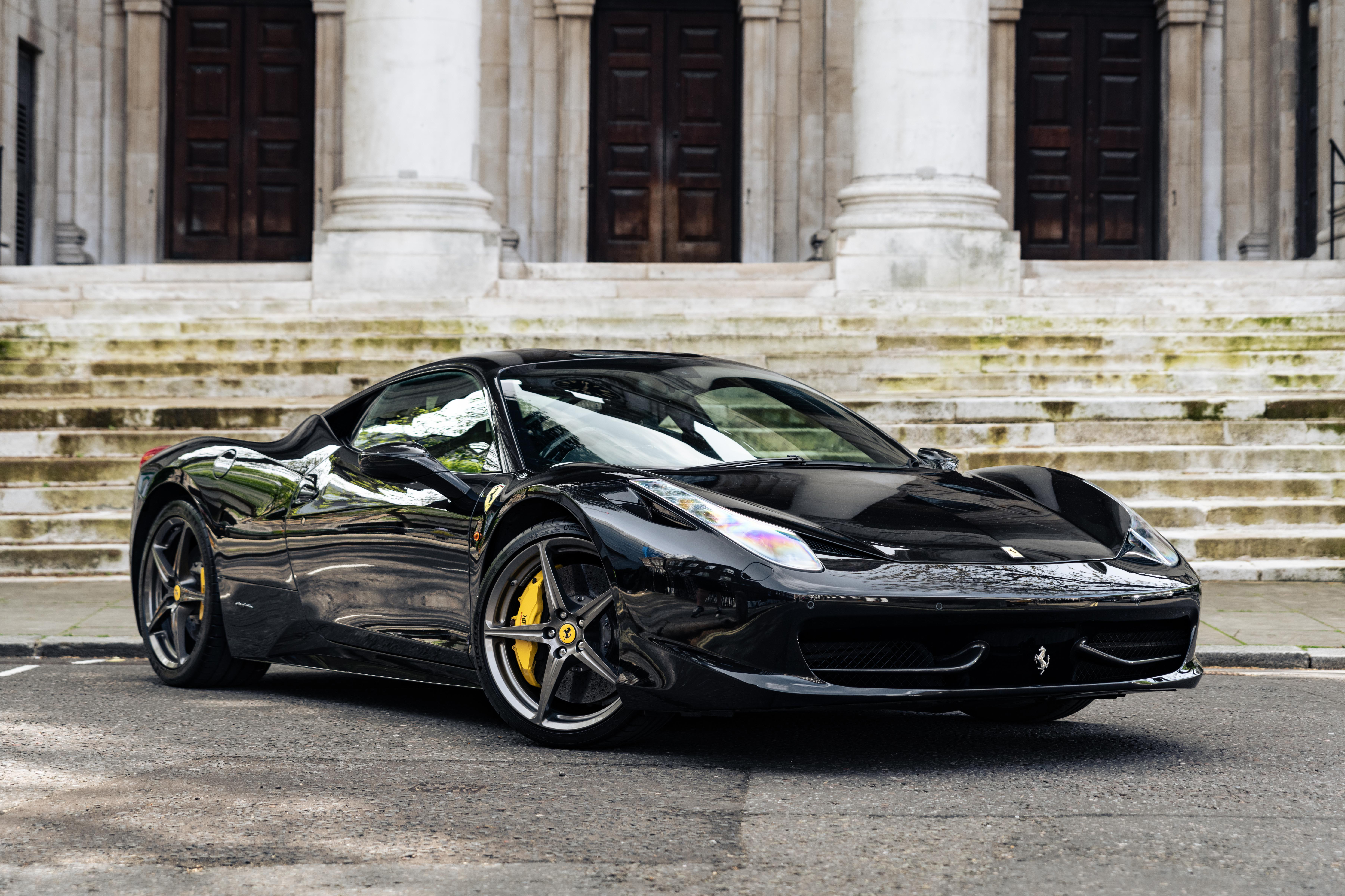 2013 FERRARI 458 ITALIA