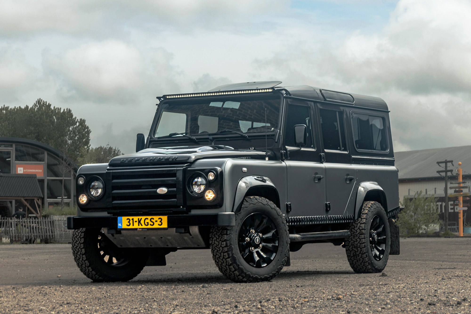 2009 LAND ROVER DEFENDER 110 XS STATION WAGON