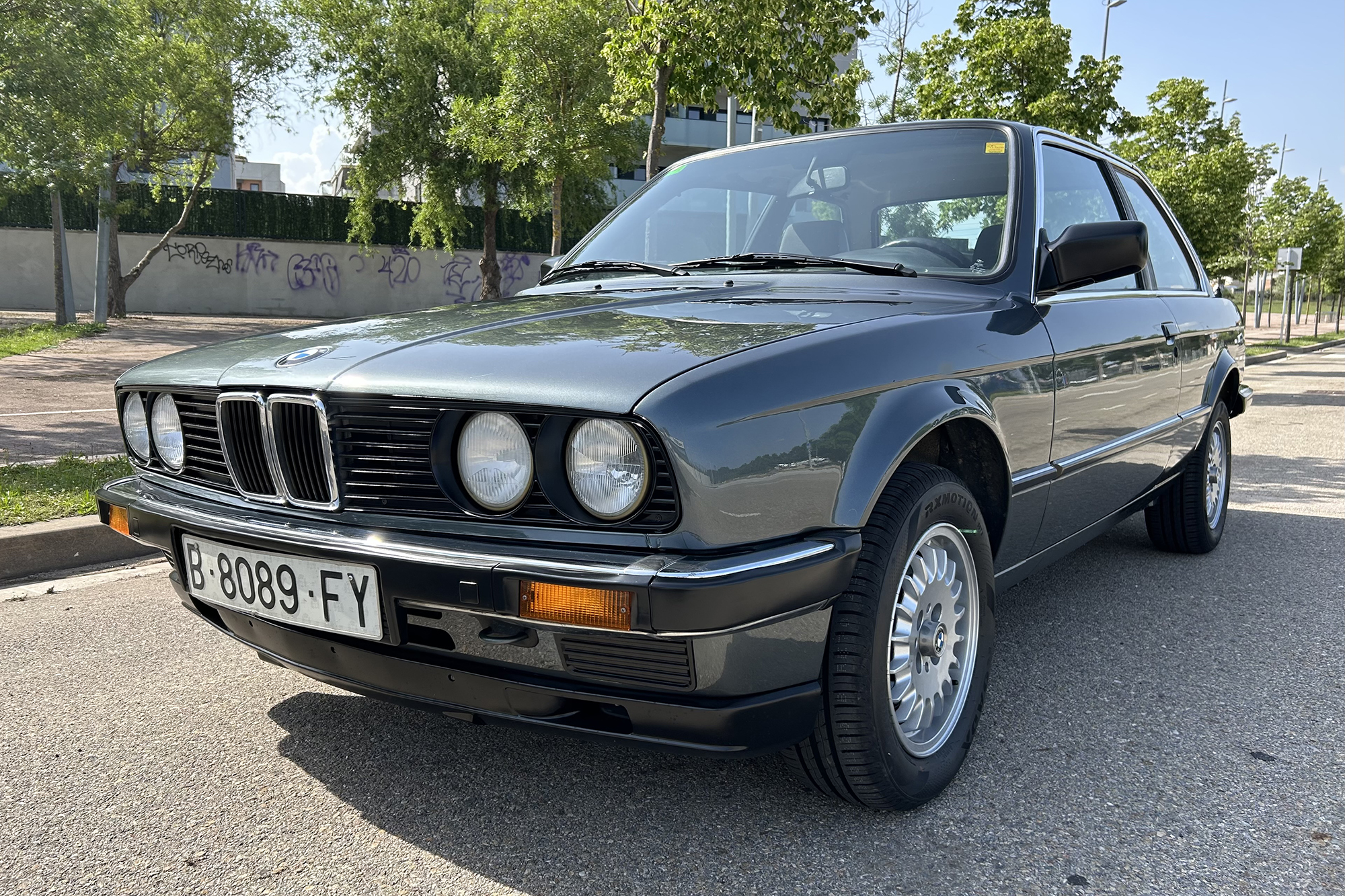 1983 BMW (E30) 320I