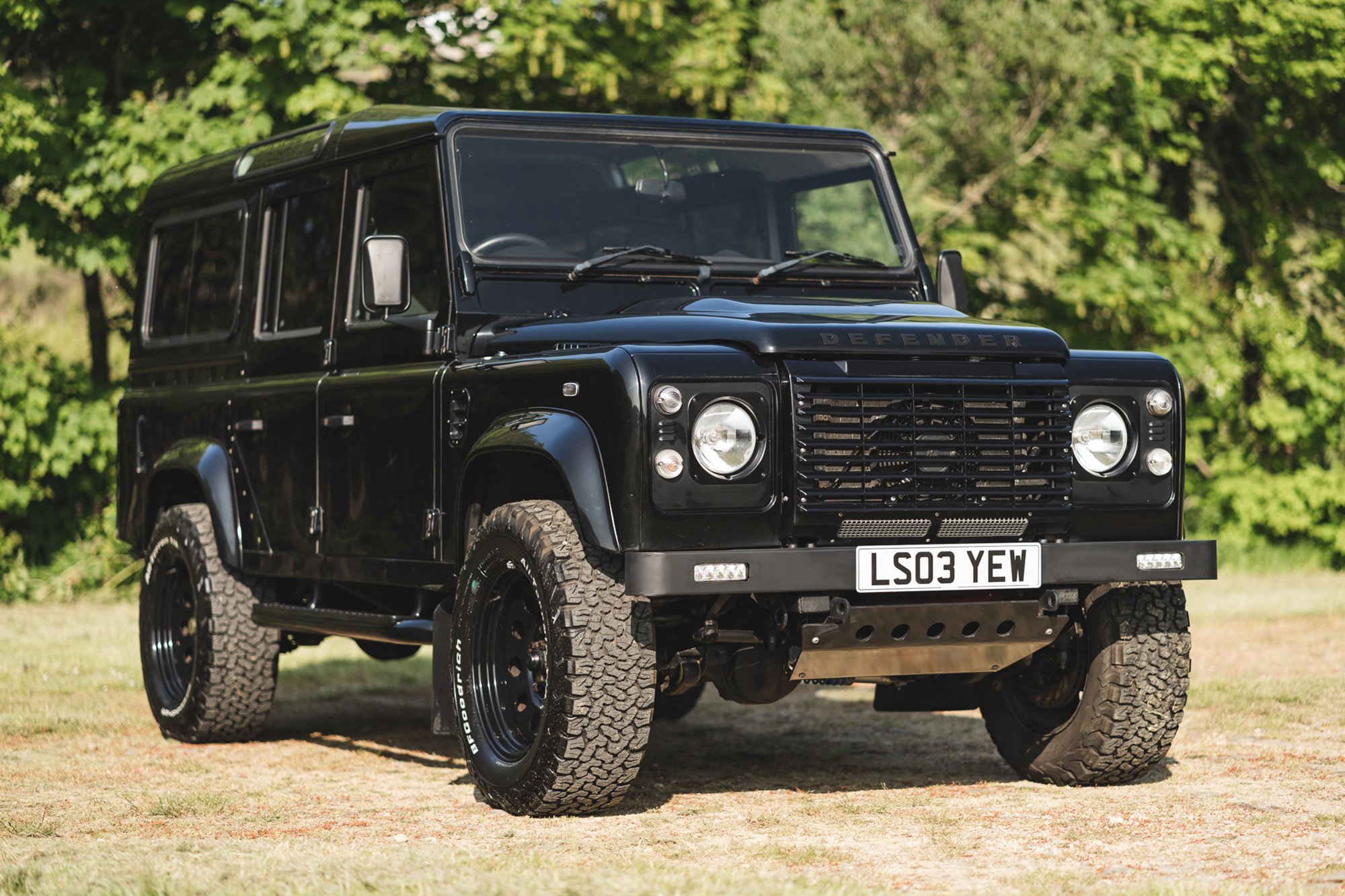 2009 LAND ROVER DEFENDER 110 - LS3 V8