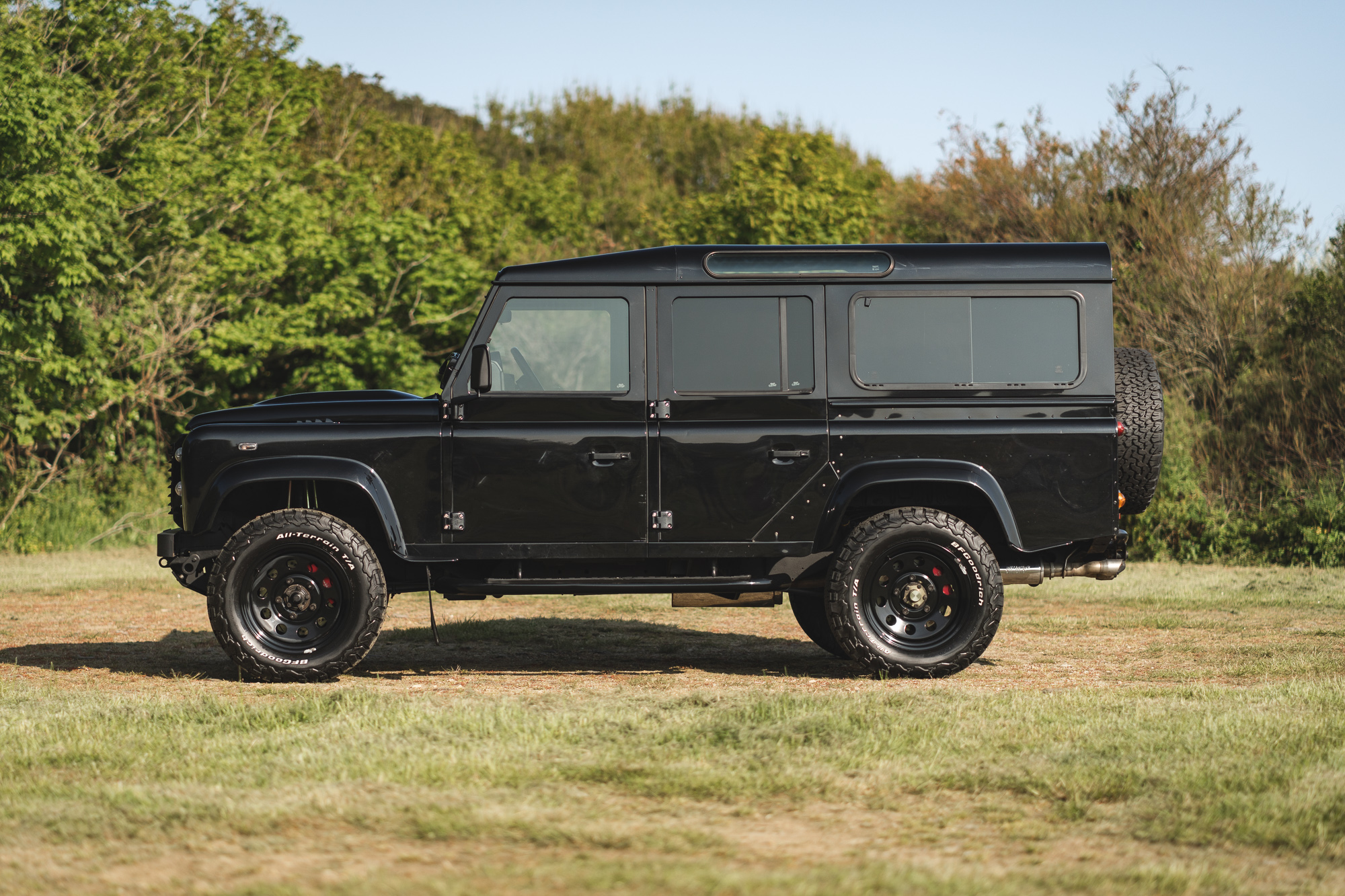 2009 LAND ROVER DEFENDER 110 - LS3 V8