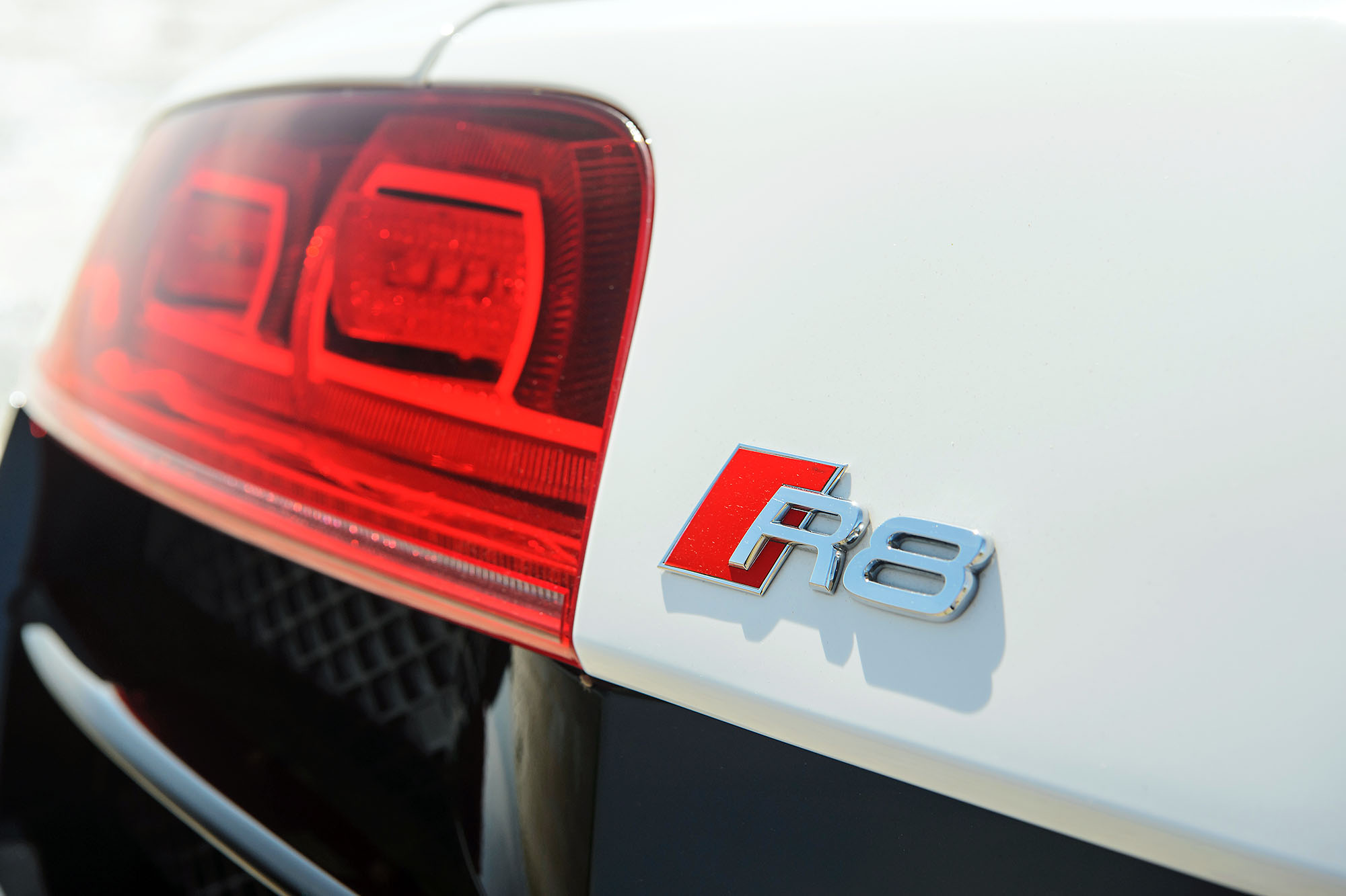 2009 AUDI R8 V8 MANUAL