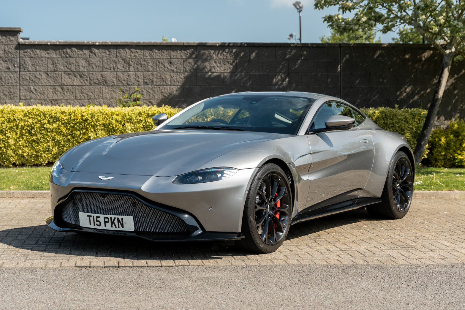 2018 ASTON MARTIN VANTAGE