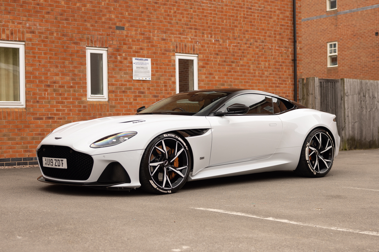 2019 ASTON MARTIN DBS SUPERLEGGERA