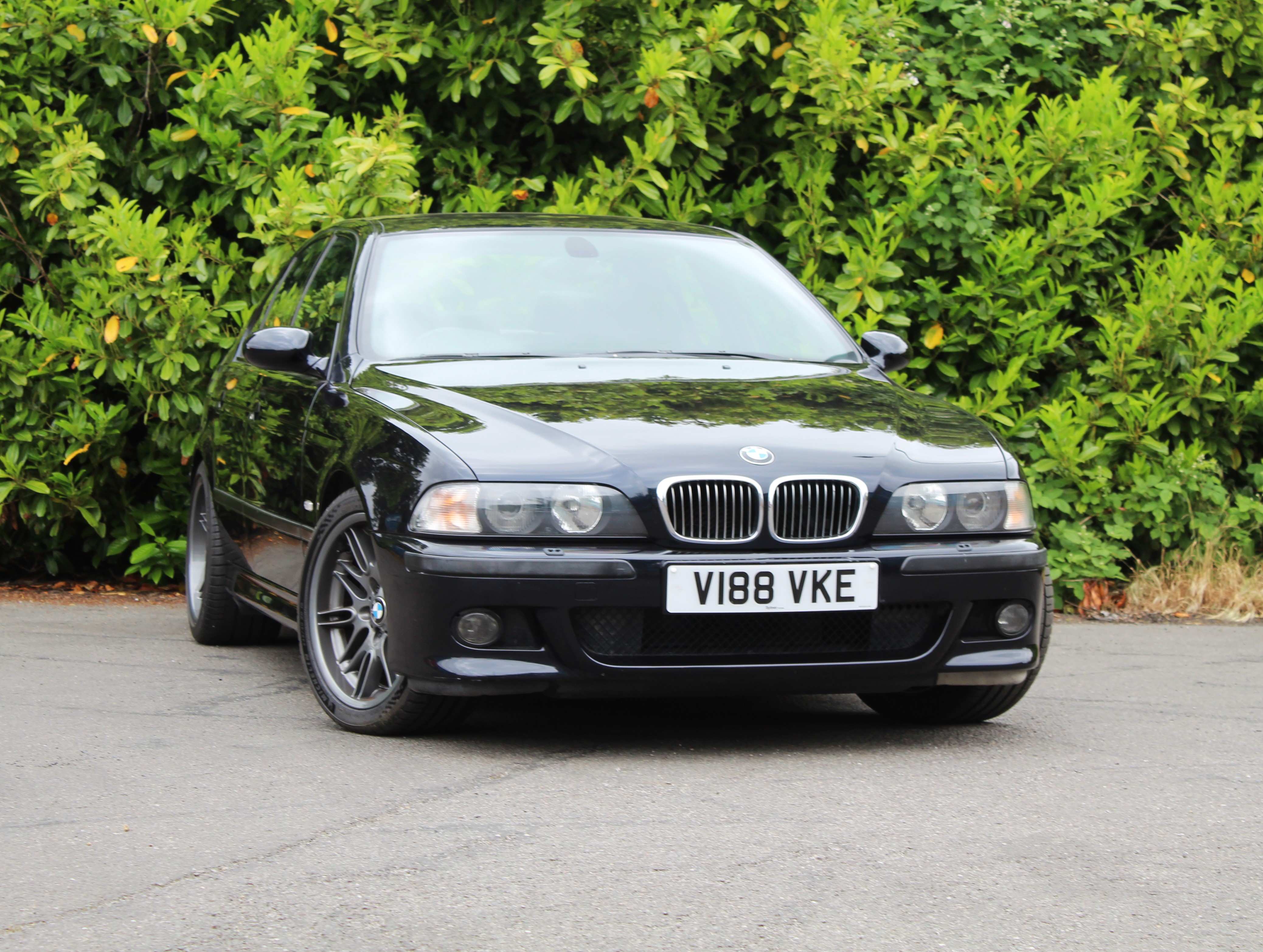 2000 BMW (E39) M5