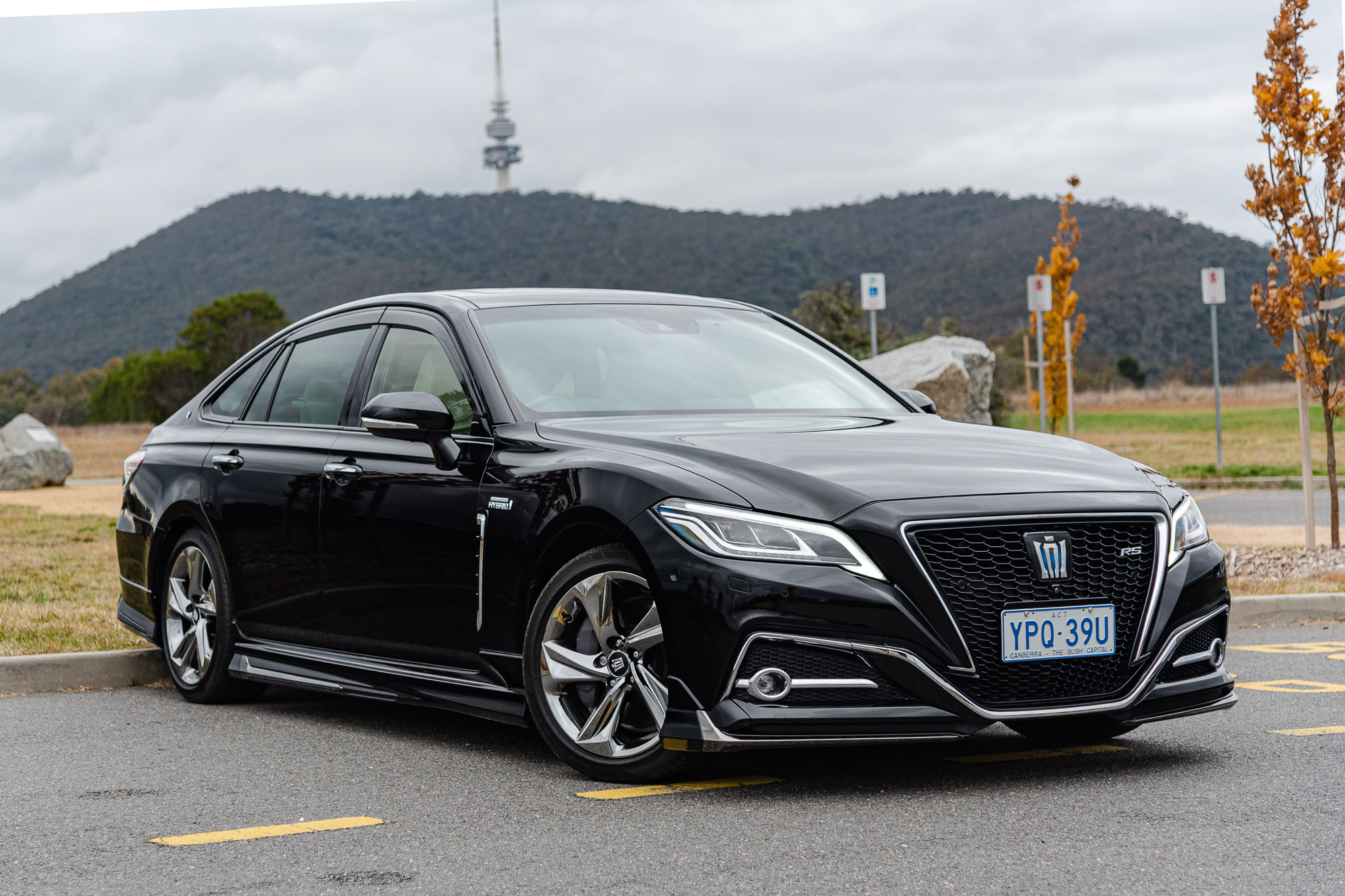 2018 TOYOTA CROWN RS ADVANCE