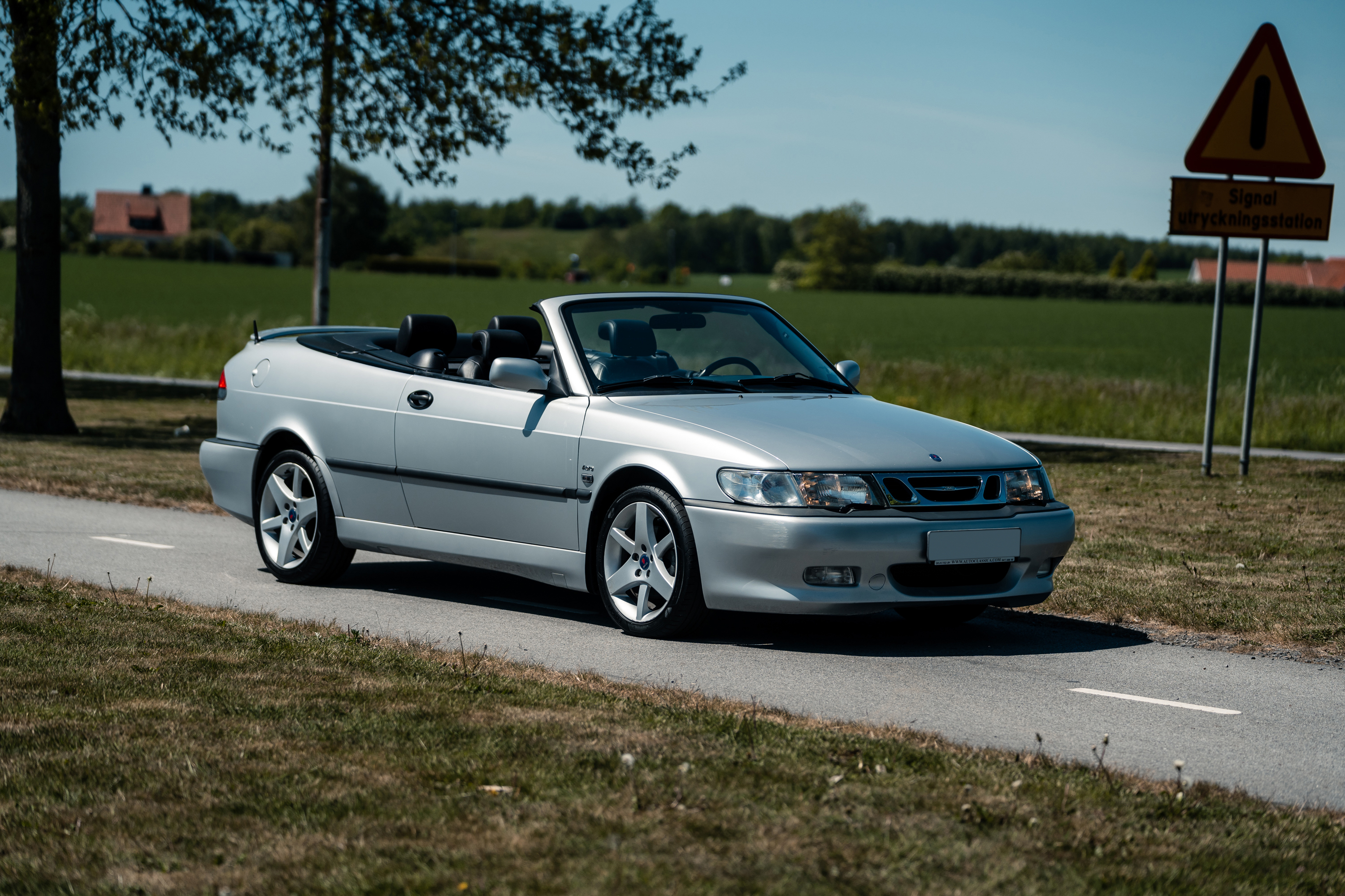 Elegant 2003 Saab 9 3 Aero Convertible Gallery