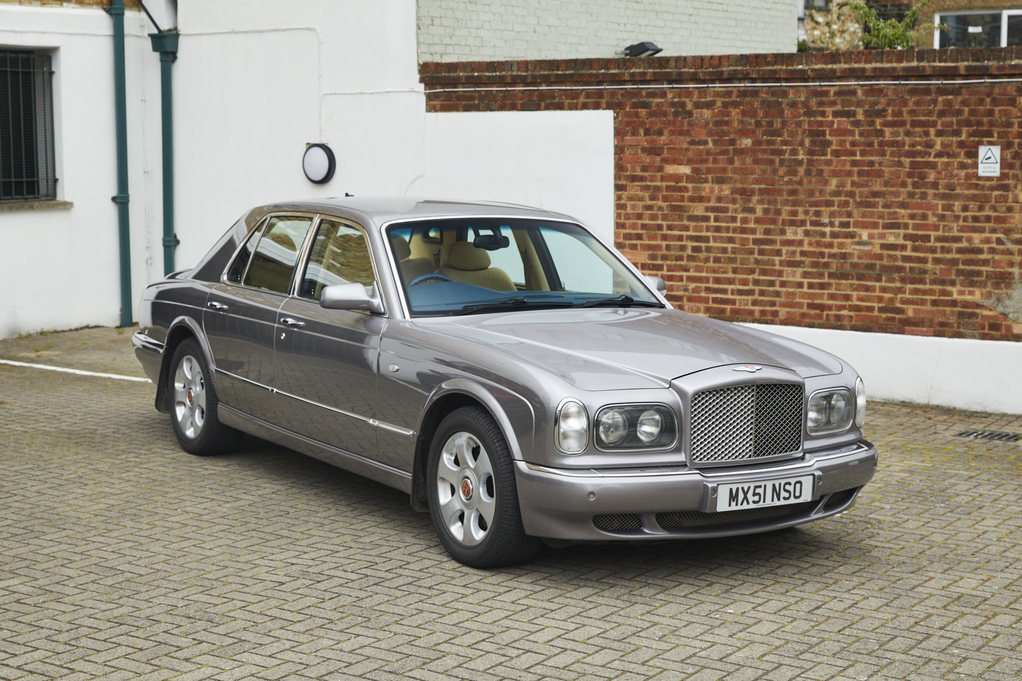 2001 BENTLEY ARNAGE RED LABEL