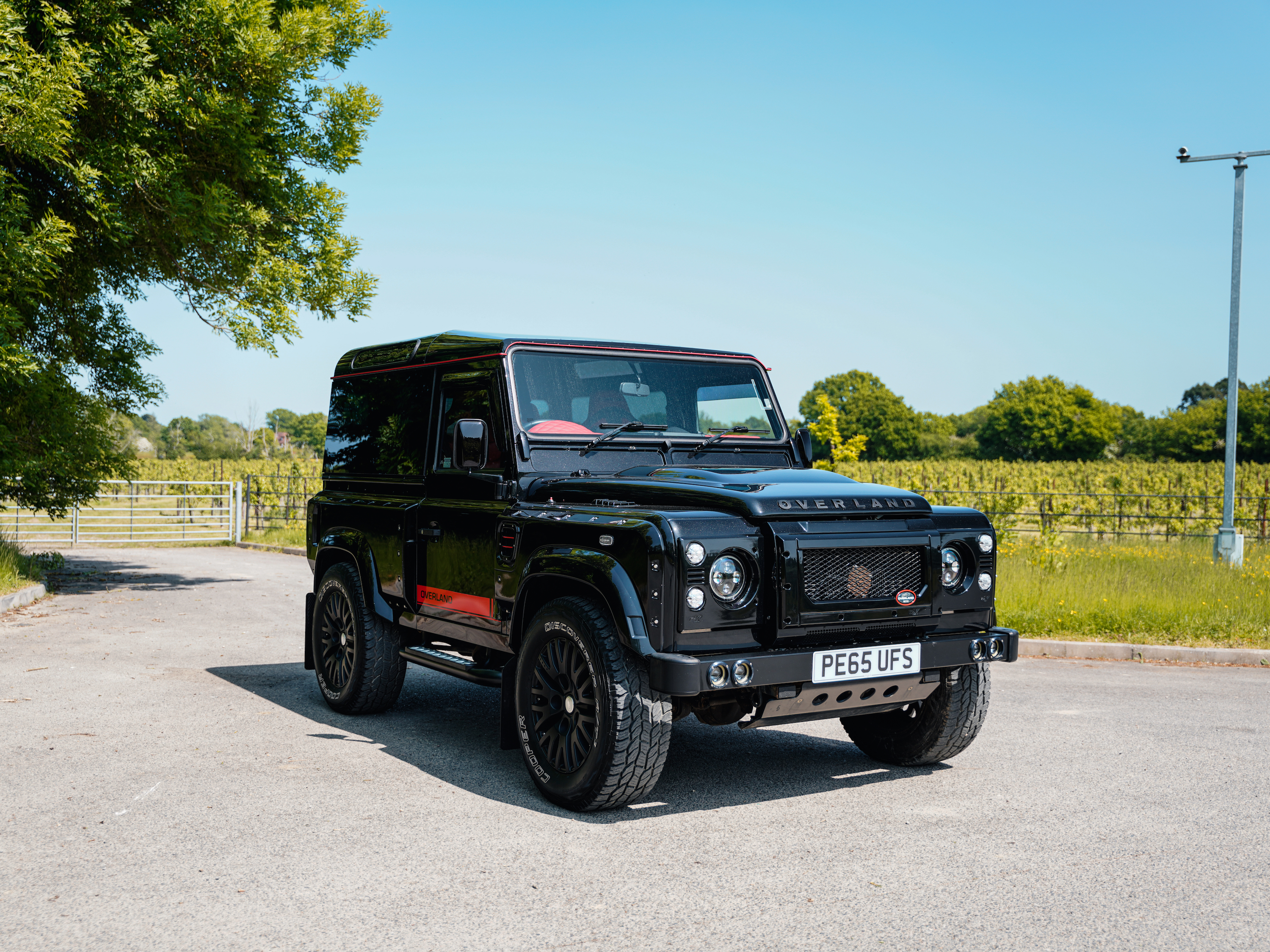 2015 LAND ROVER DEFENDER 90 XS HARD TOP 'OVERLAND' - 13,096 MILES