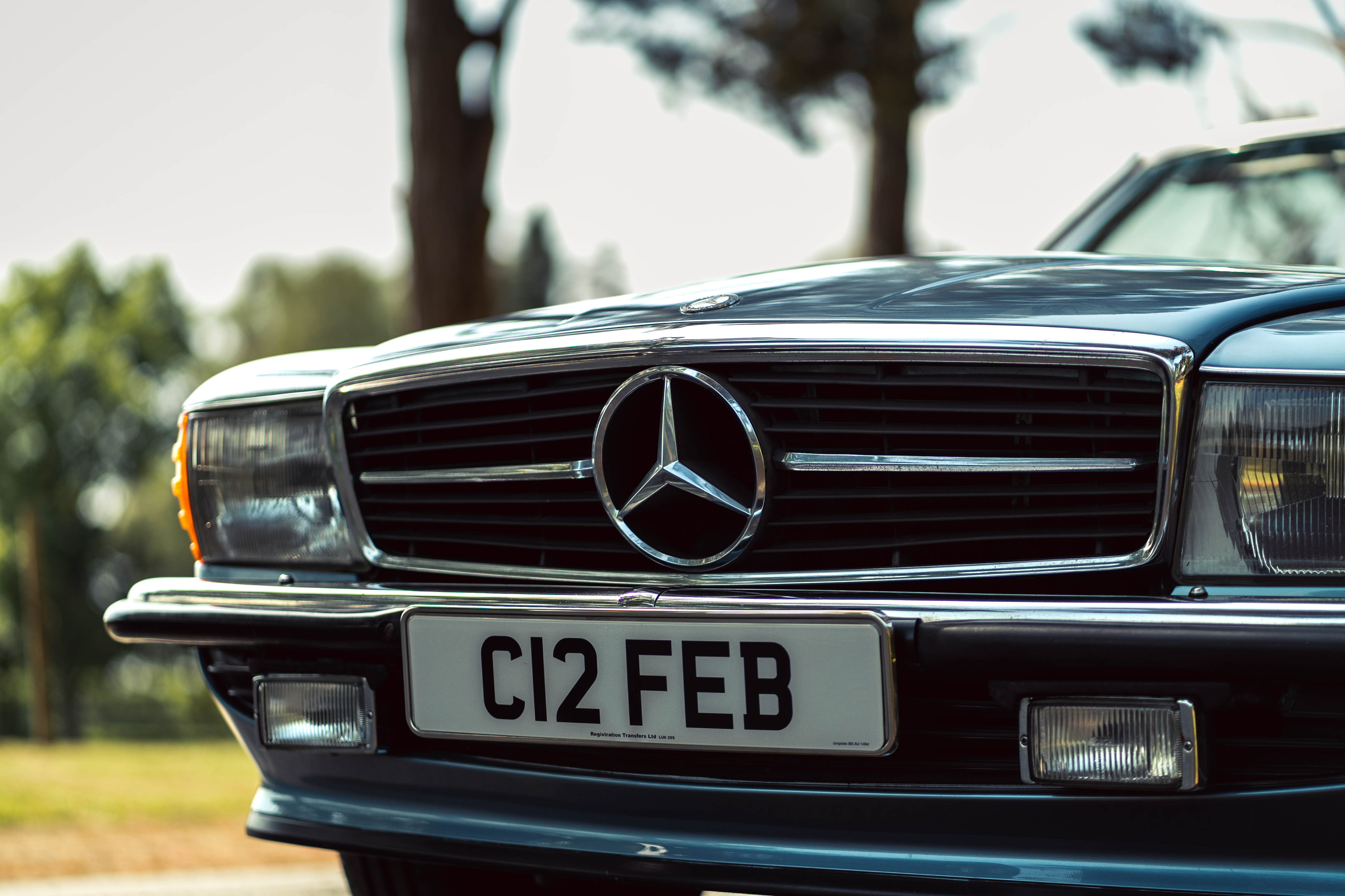Mercedes-Benz R107 500 SL AMG (1986) 1/18 Ottomobile