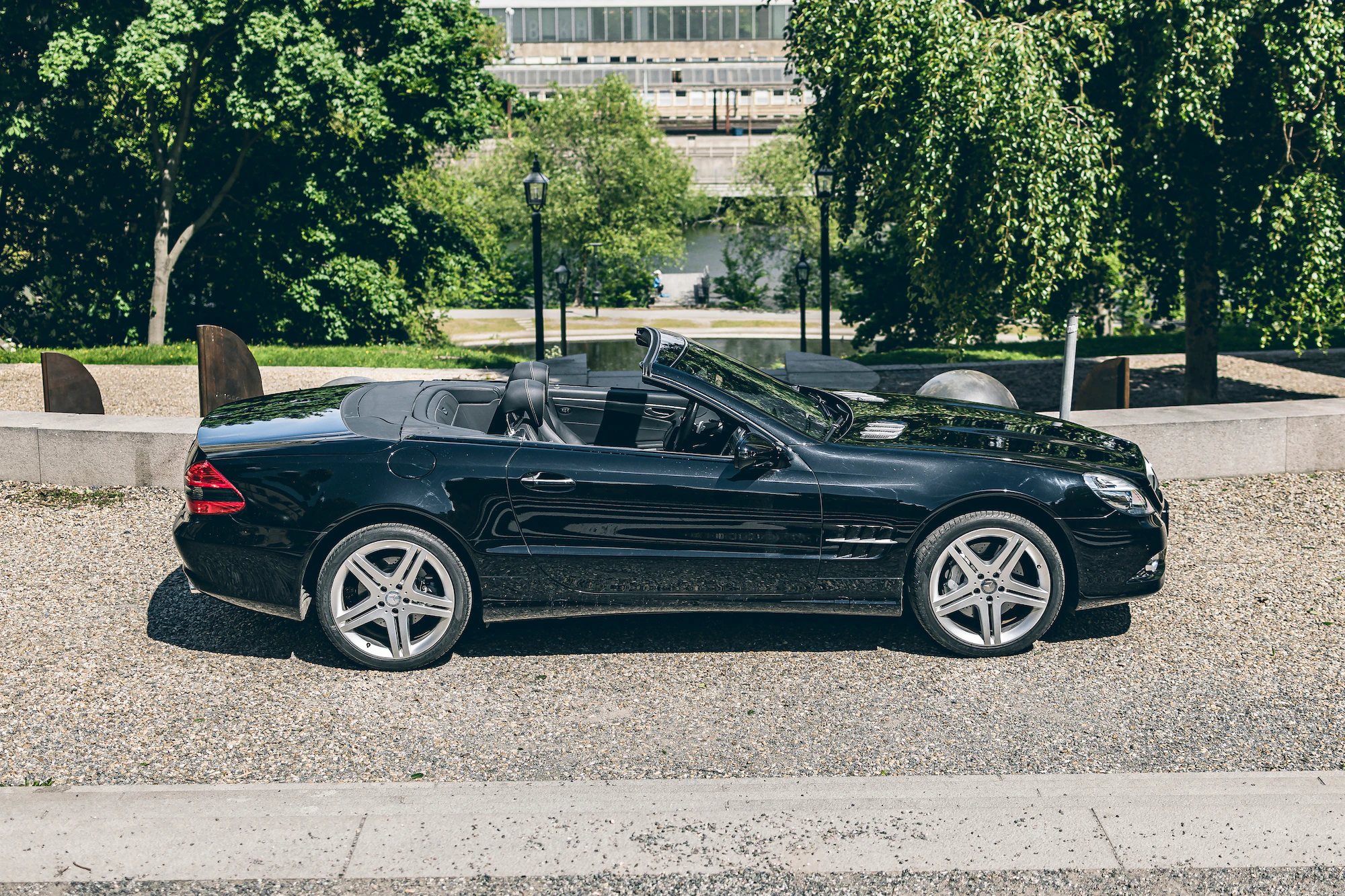 2010 MERCEDES-BENZ (R230) SL500 - 3,590 KM for sale in Stockholm, Sweden