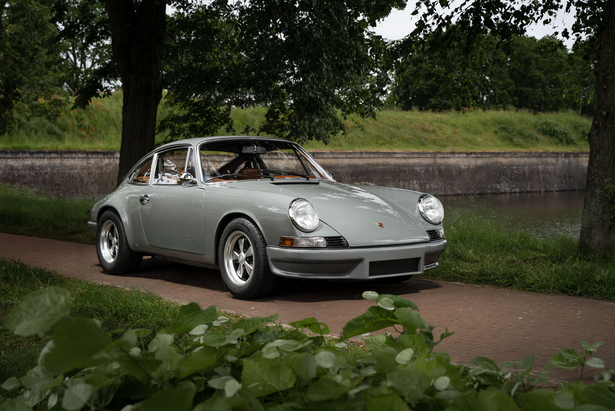 1971 PORSCHE 911 T - LIGHTWEIGHT 'OUTLAW'