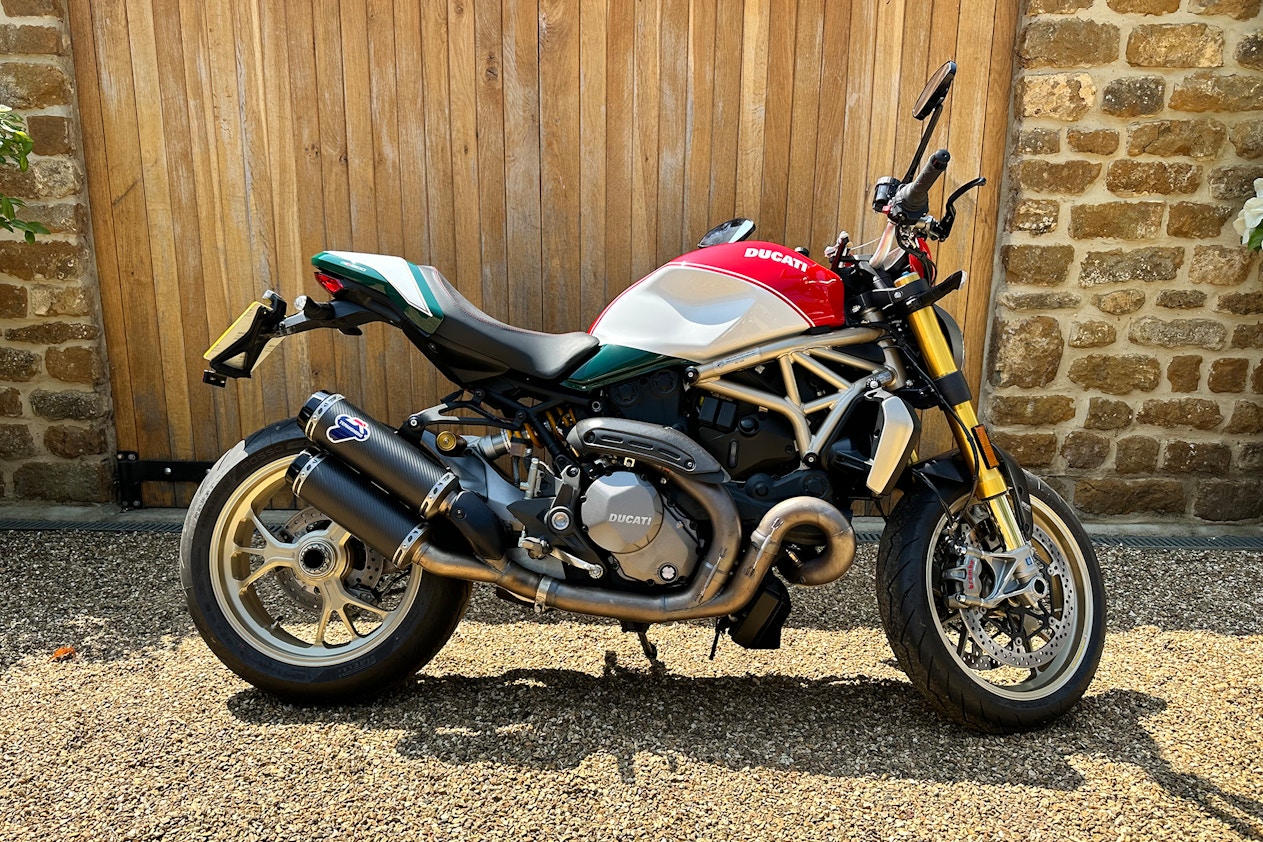 2018 DUCATI MONSTER - 25TH ANNIVERSARY - 771 MILES for sale by auction in  Banbury, Oxfordshire, United Kingdom
