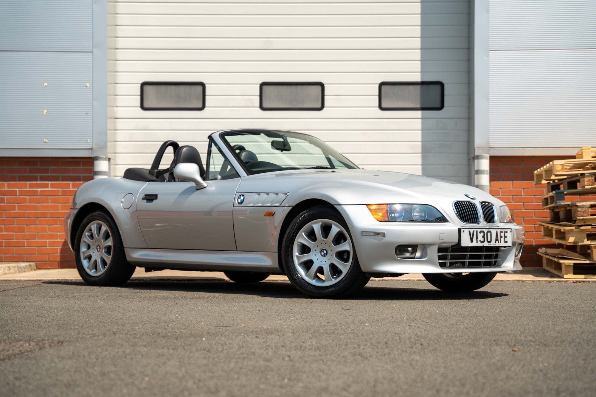 2000 BMW Z3 2.8 ROADSTER - 15,622 MILES