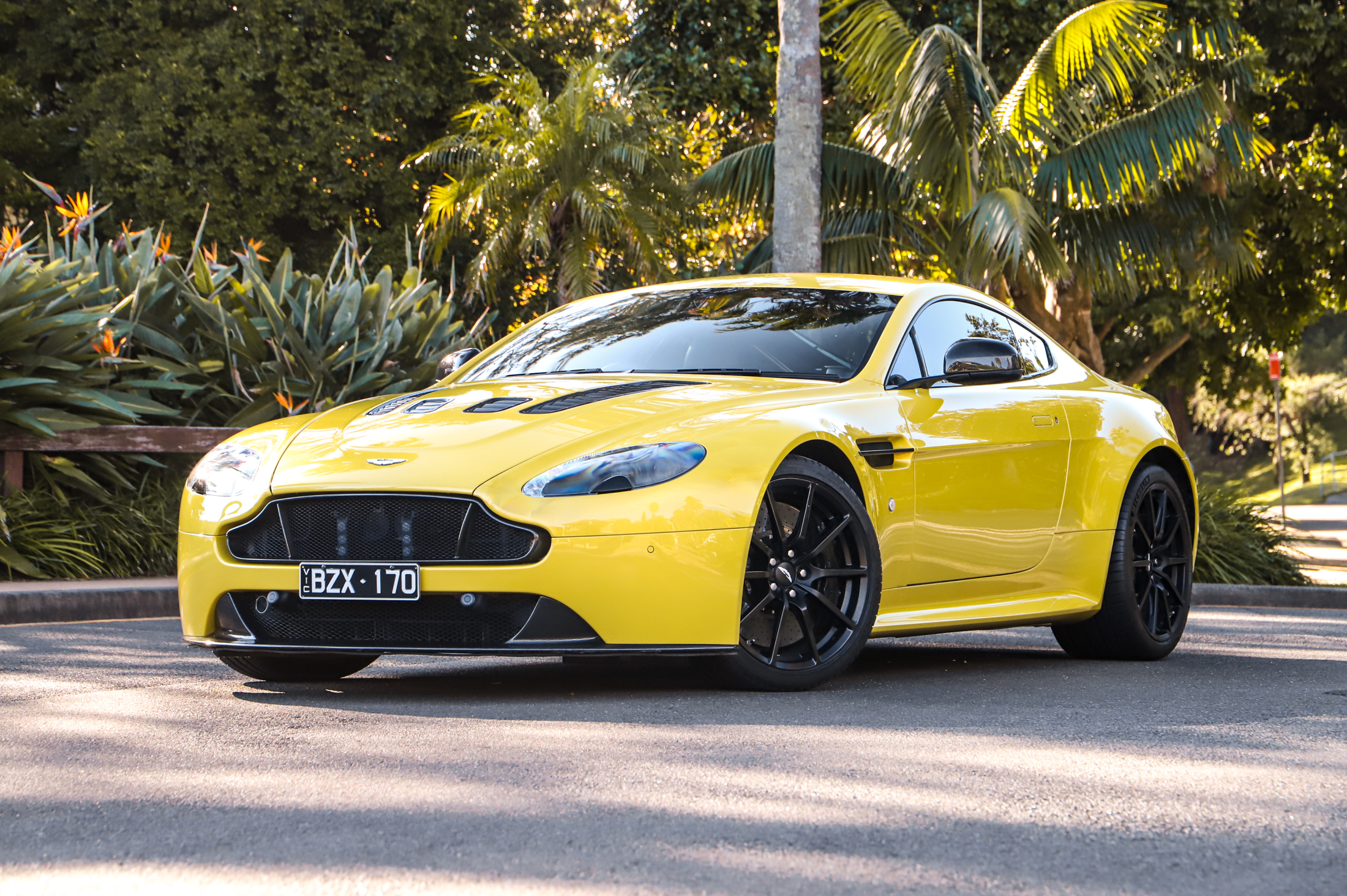 2014 ASTON MARTIN V12 VANTAGE S