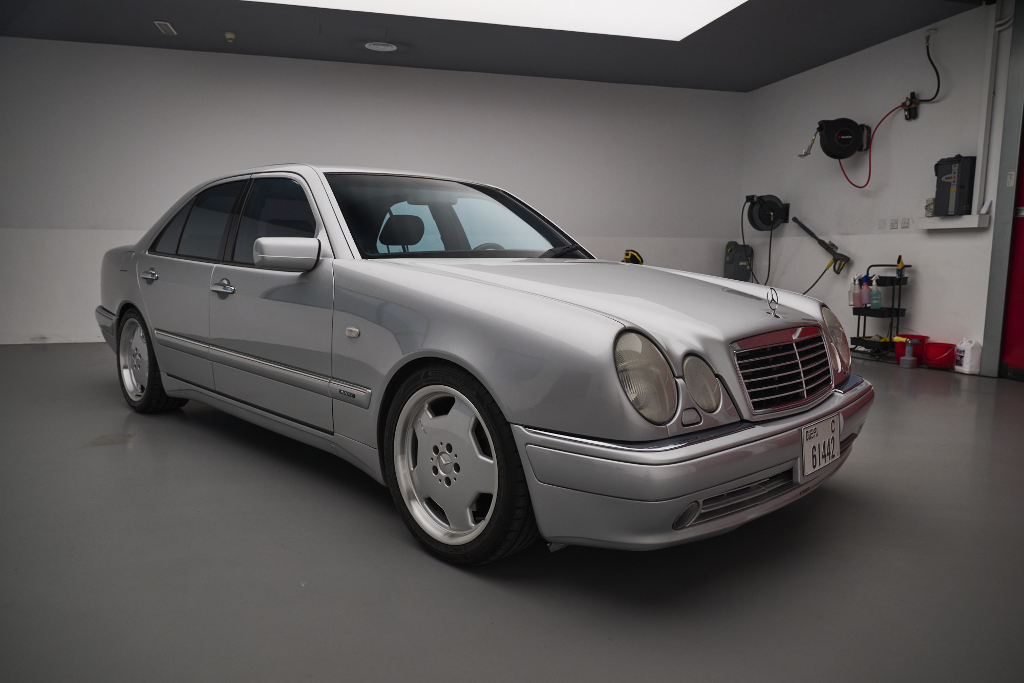 1998 MERCEDES-BENZ (W210) E55 AMG