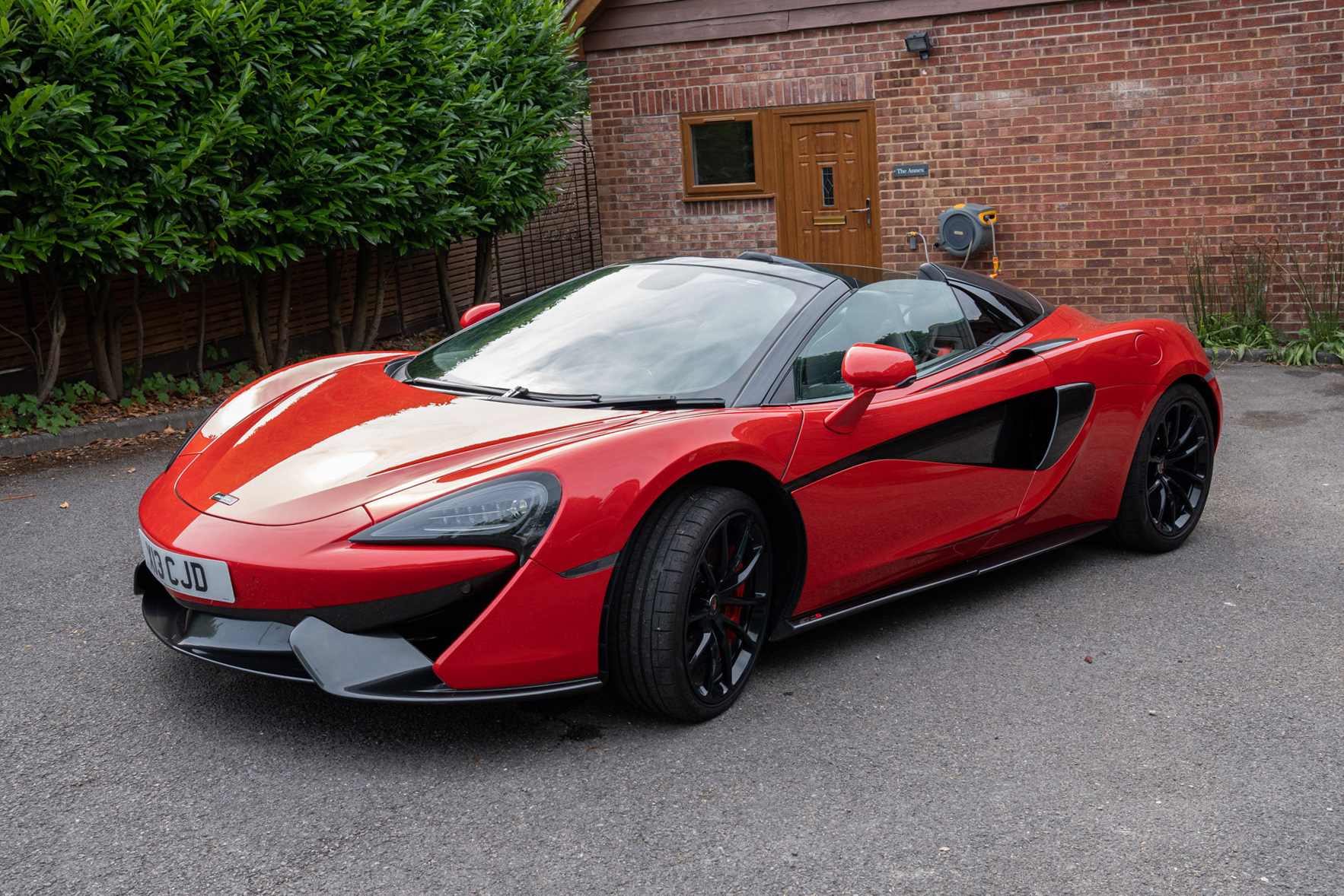 2018 MCLAREN 570S SPIDER