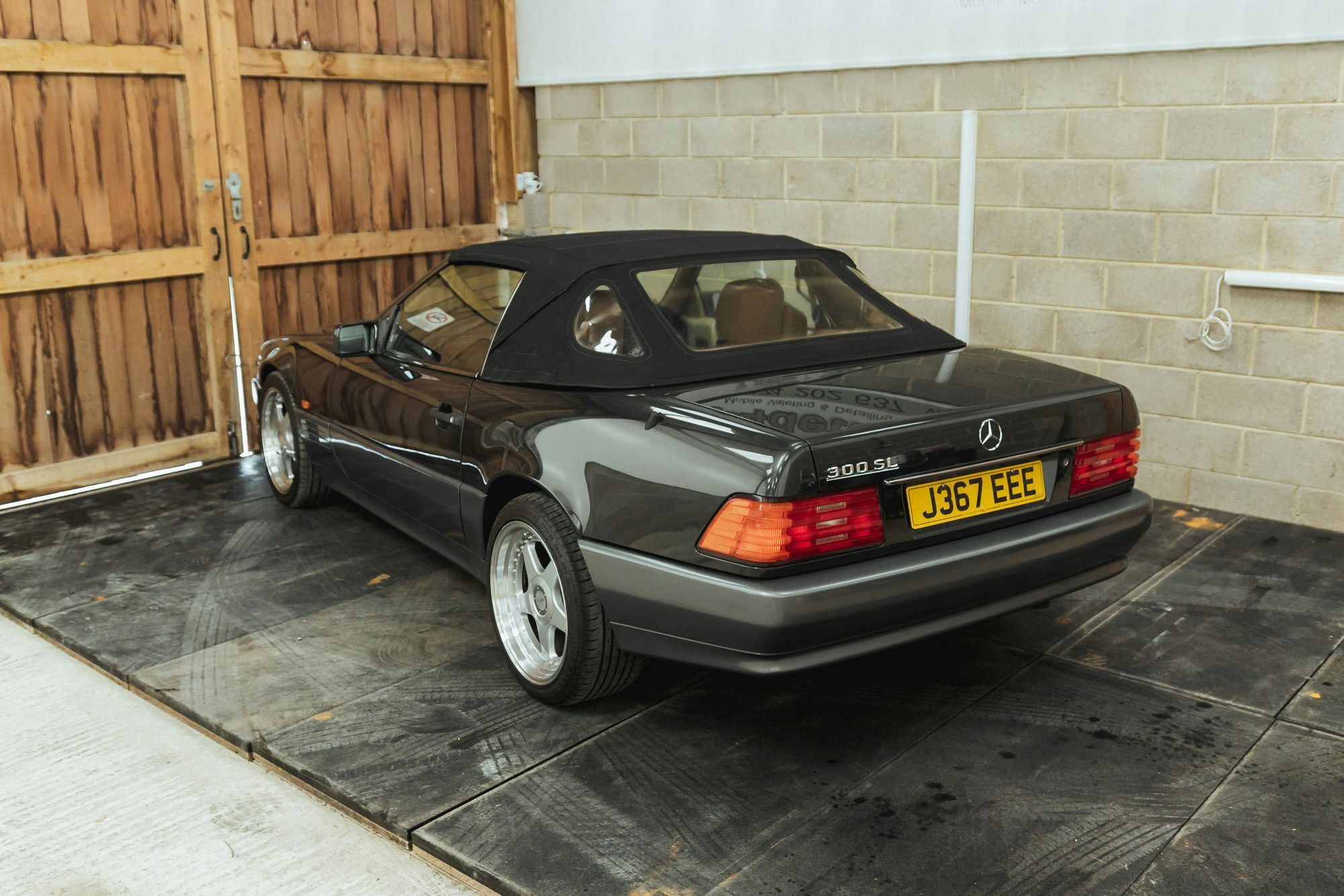1992 MERCEDES-BENZ (R129) 300 SL for sale by auction in Melsonby ...