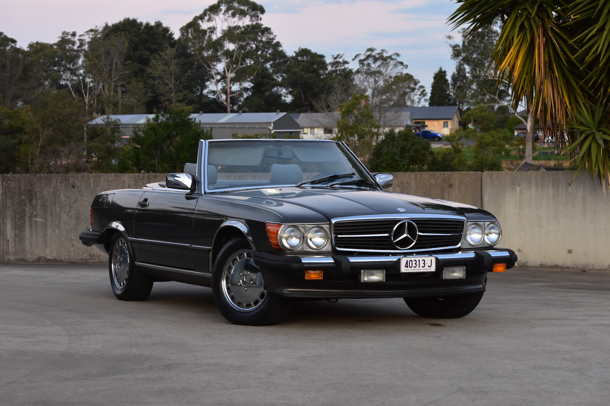 1987 MERCEDES-BENZ (R107) 560 SL for sale by auction in Dural, NSW ...