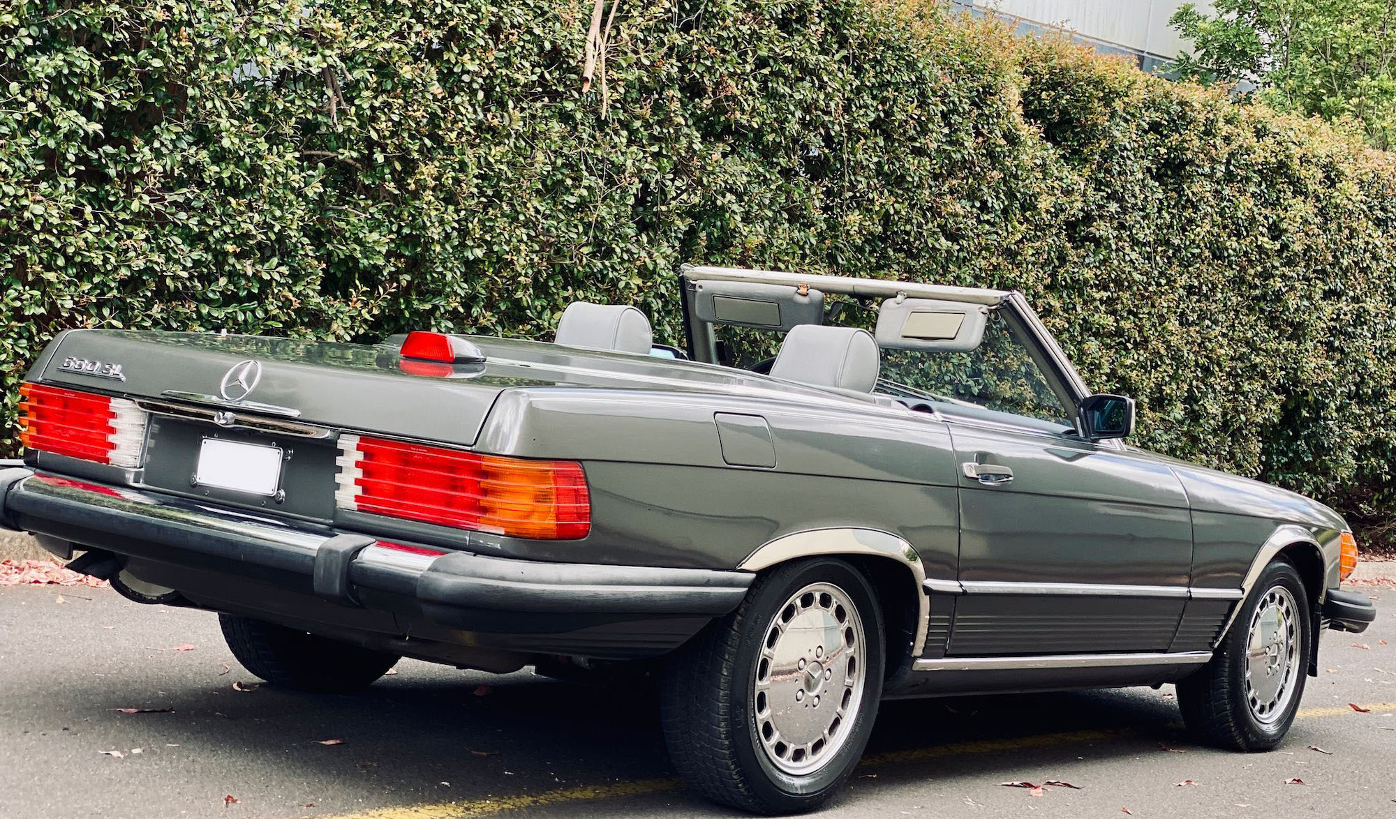 1987 MERCEDES-BENZ (R107) 560 SL for sale by auction in Dural, NSW ...