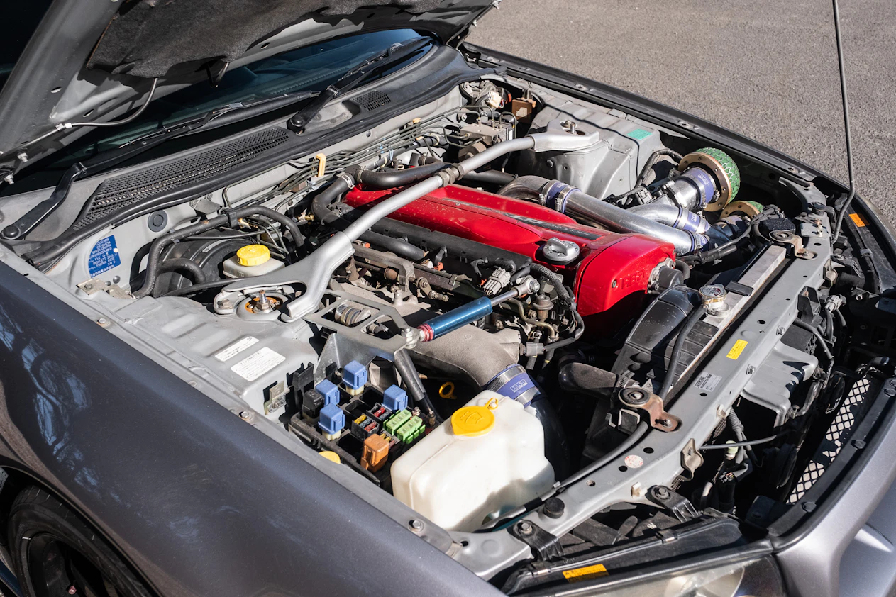Nissan Skyline R34 Engine
