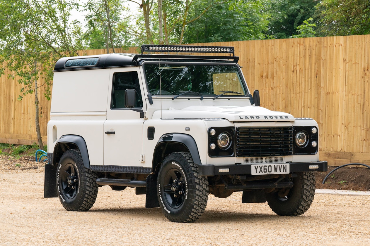 Land Rover Defender 90, The Car Specialists