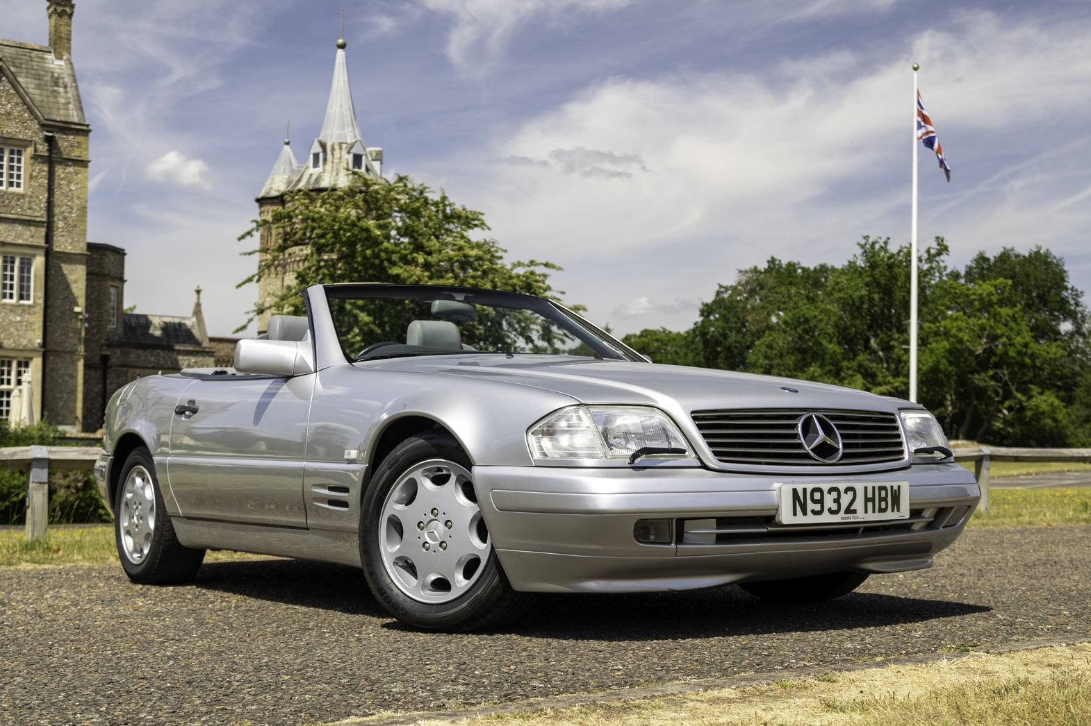 1995 MERCEDES-BENZ (R129) SL 320